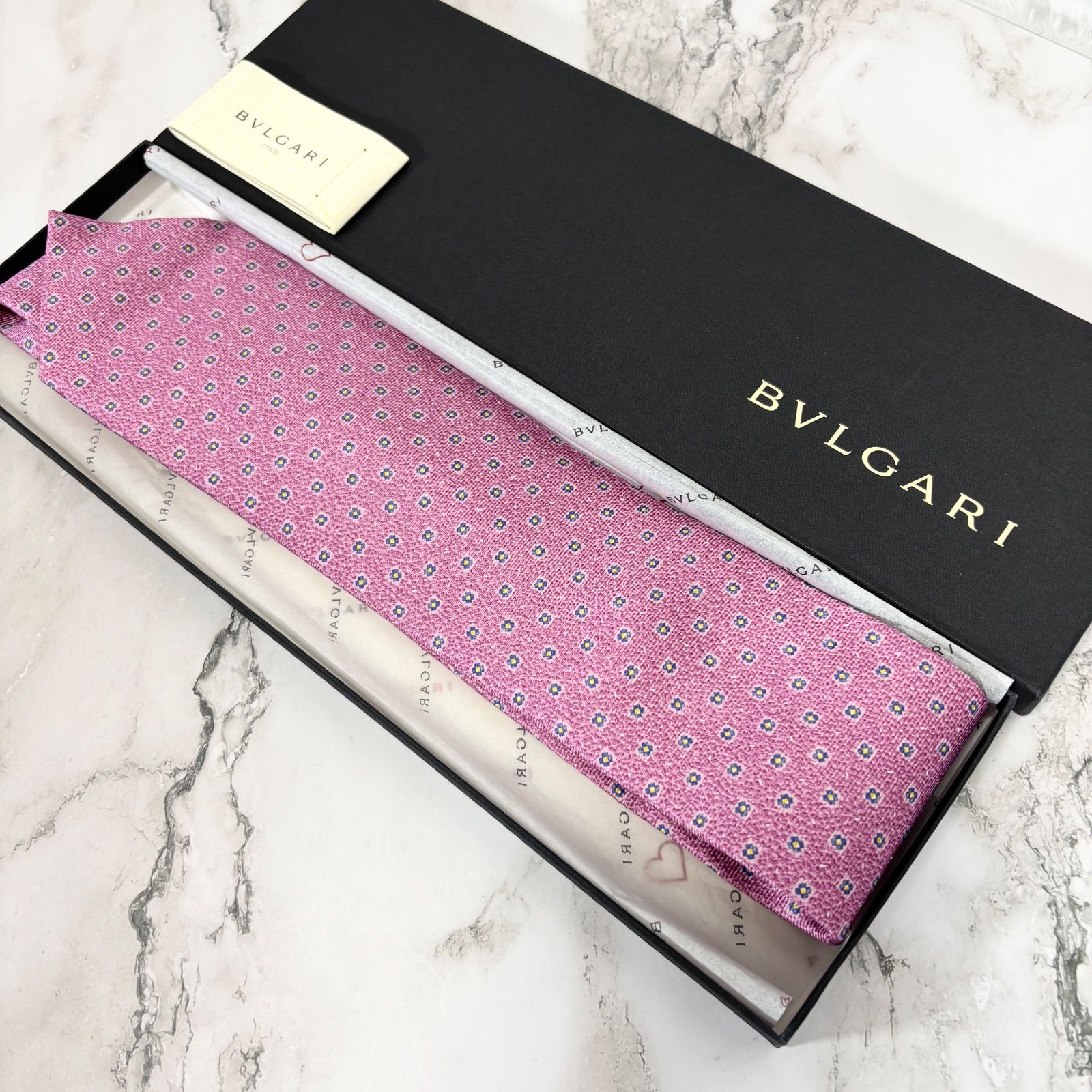 未使用級】ブルガリ BVLGARI ネクタイ シルク100% 総柄 イタリア製 
