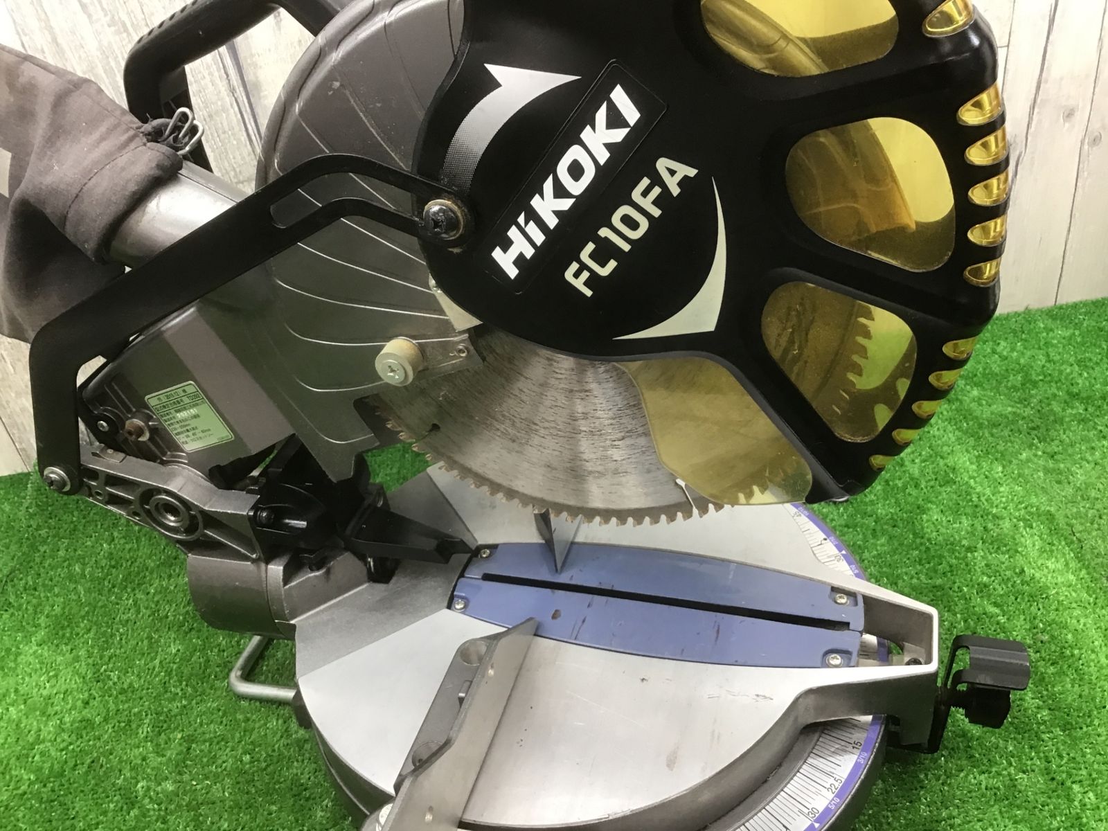 中古動作品】ハイコーキHIKOKI ※旧:日立工機 卓上丸のこ FC10FA 