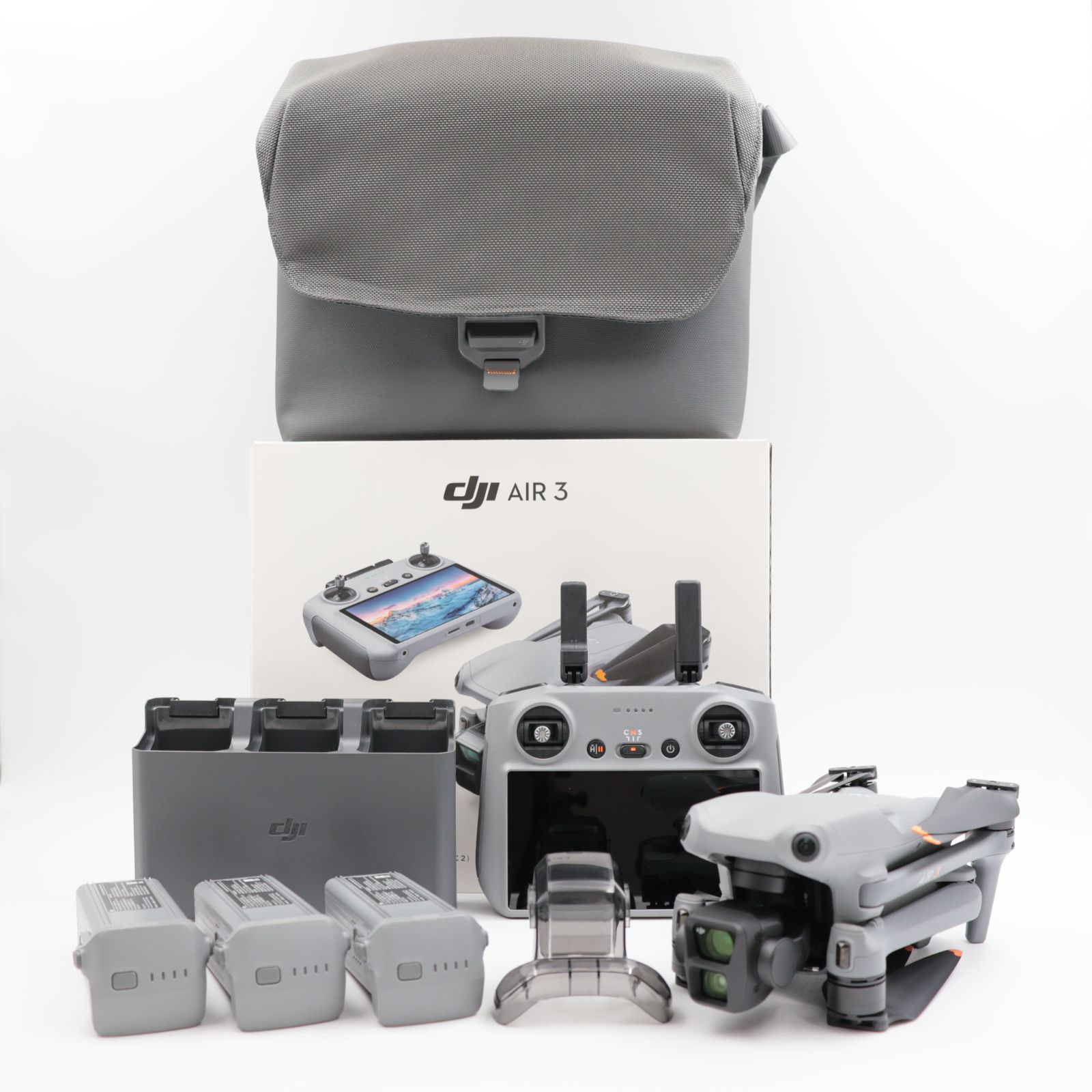 □極上品□ DJI Air 3 Fly More Combo コンボ ドローン スクリーン搭載 