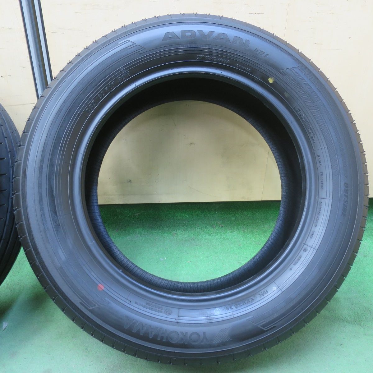 新車外し！25年☆225/60R17 ヨコハマ アドバン V61 V61H タイヤ 17 