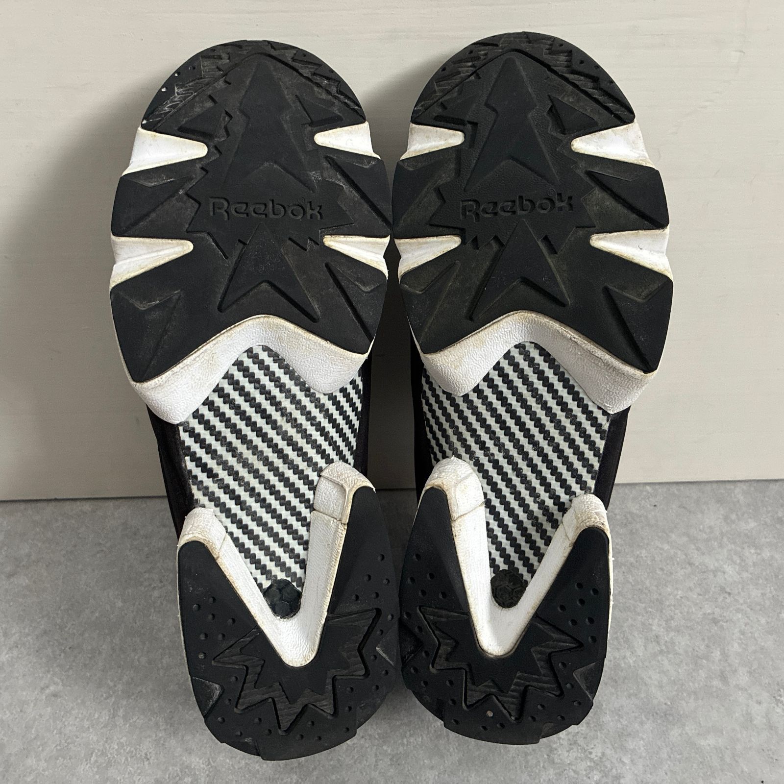 美品 Reebok INSTAPUMP FURY Denim ABC-MART限定 スニーカー シューズ 