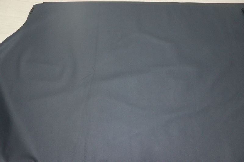 ネイビー 266ds クロム革 牛革 イタリア レザー シボ型押し はぎれ 一枚革 レザークラフト 革 皮 本革 diy 生地 材料