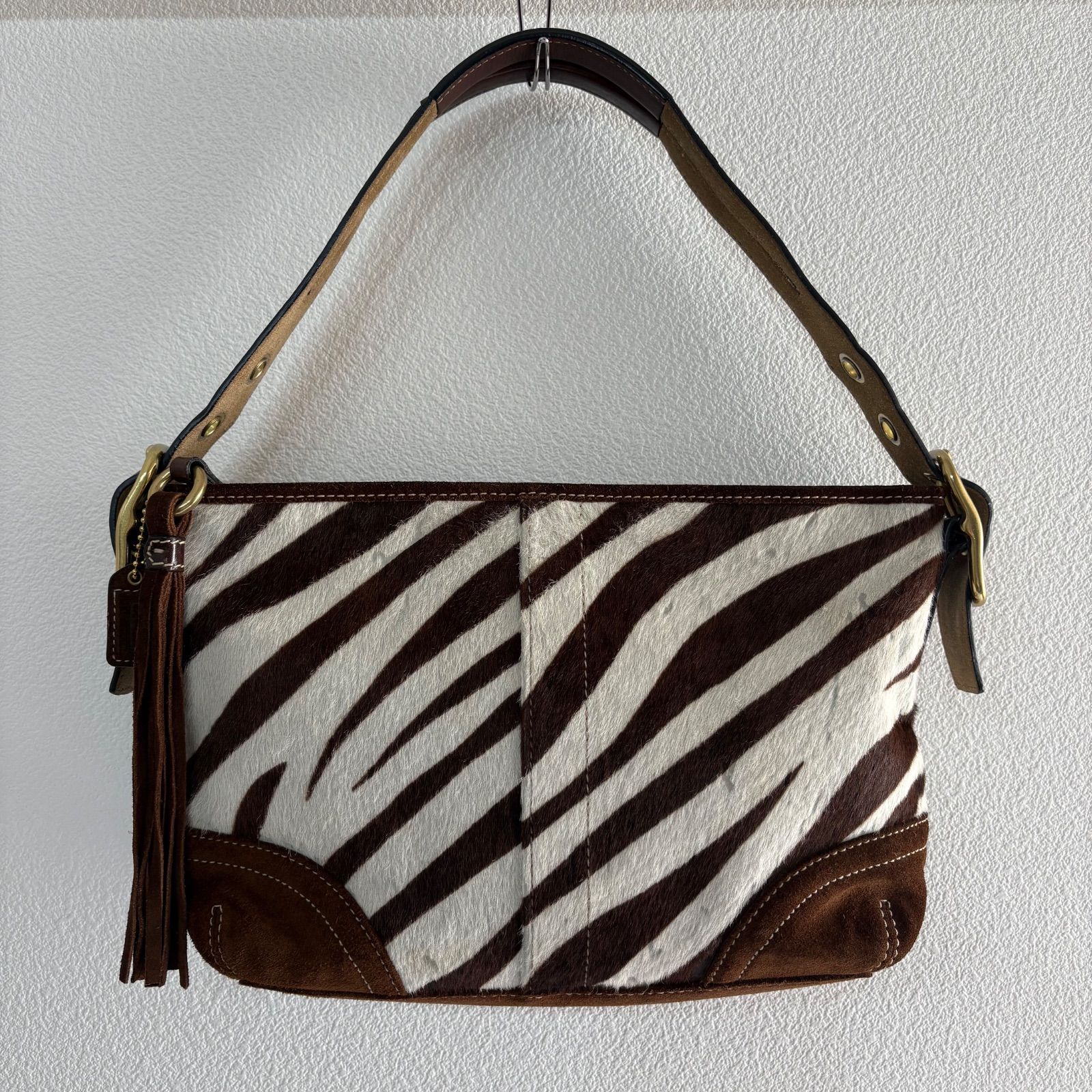 OneMall provides Mercari products: COACH Zebra Unborn calf Mini 