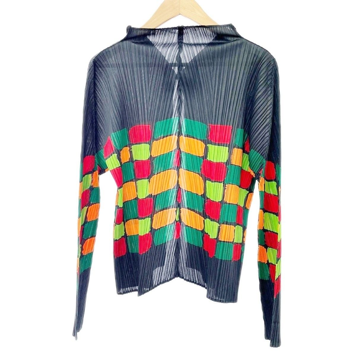 ISSEY MIYAKE イッセイミヤケ カーディガン サイズ3 レディース PP23