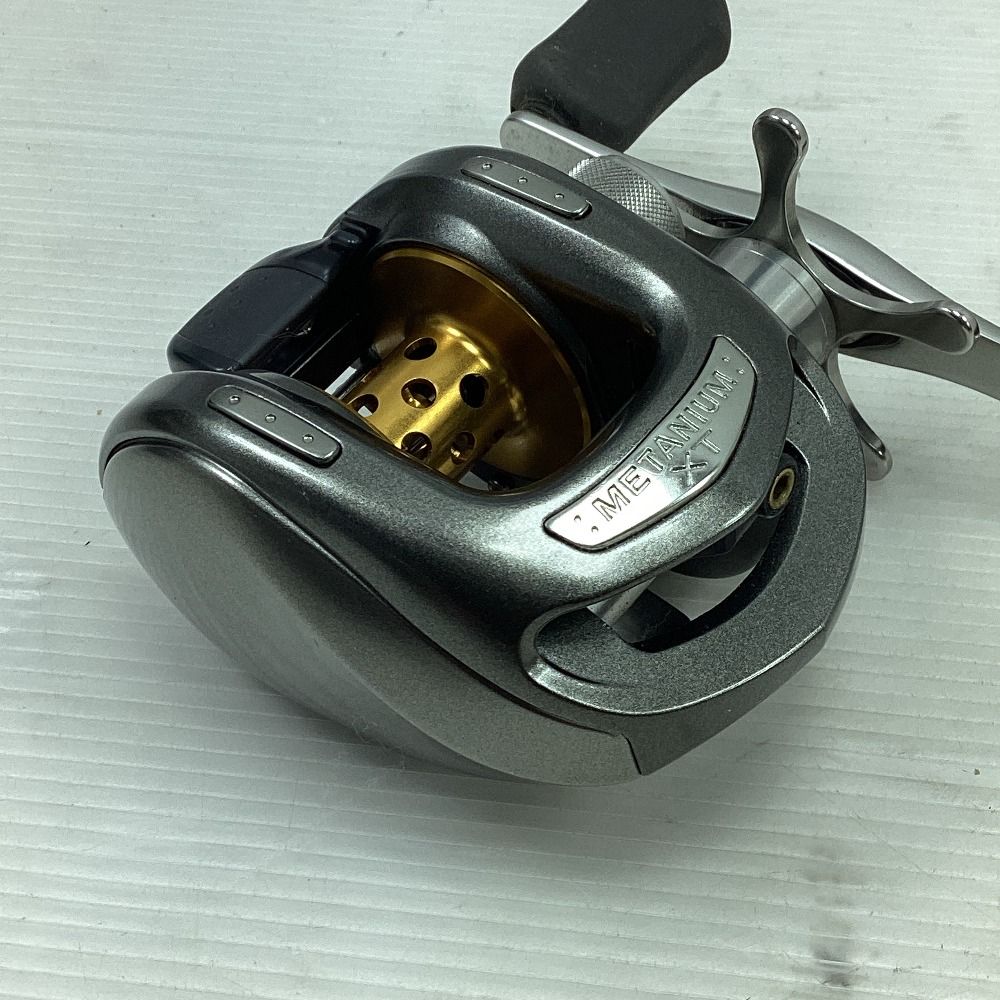 フィッシング SHIMANO シマノ ベイトリール 05メタニウム XT 01899