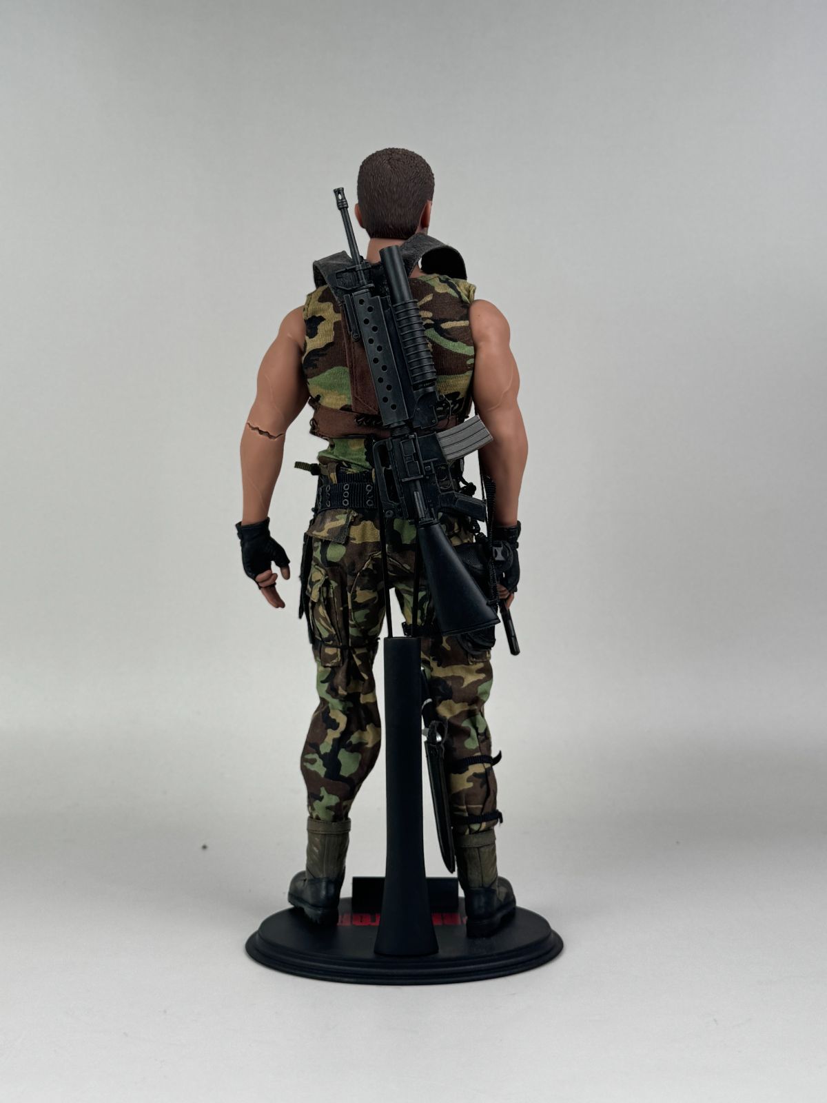 ホットトイズ ムービー・マスターピース プレデター 1/6スケール