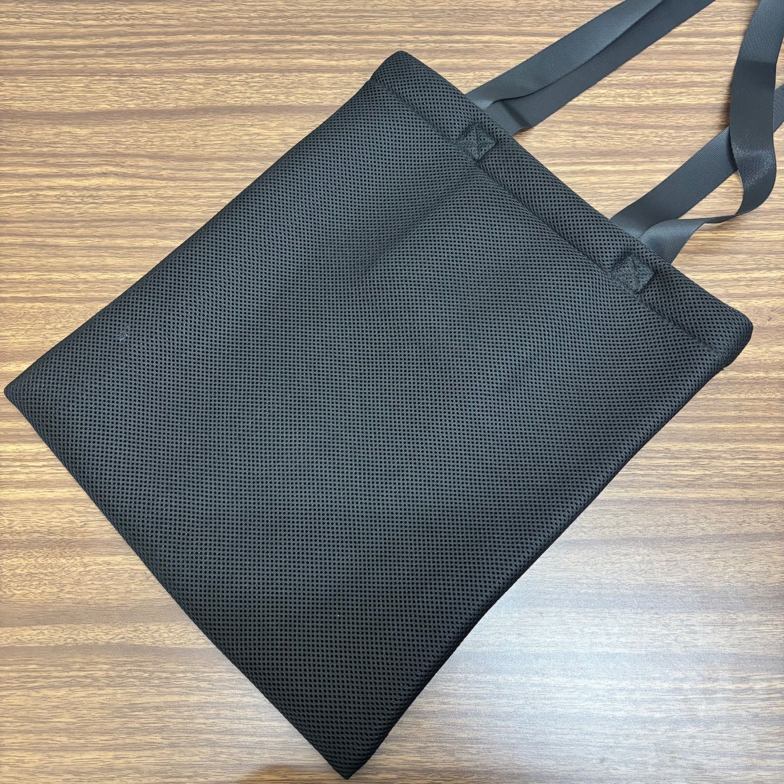 CHANEL 黒 ショルダーバッグ　ノベルティ i】新品未使用 シャネル CHANEL メッシュ トート 非売品 ブラック
