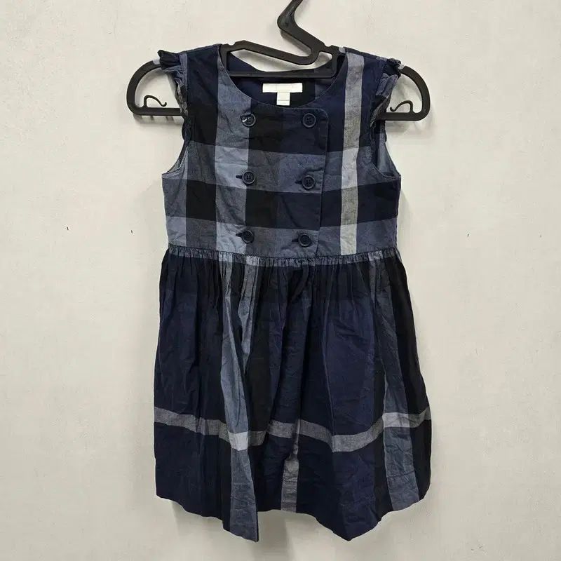 正規品/7Y バーバリー キッズ ノースリーブ ワンピース - メルカリ