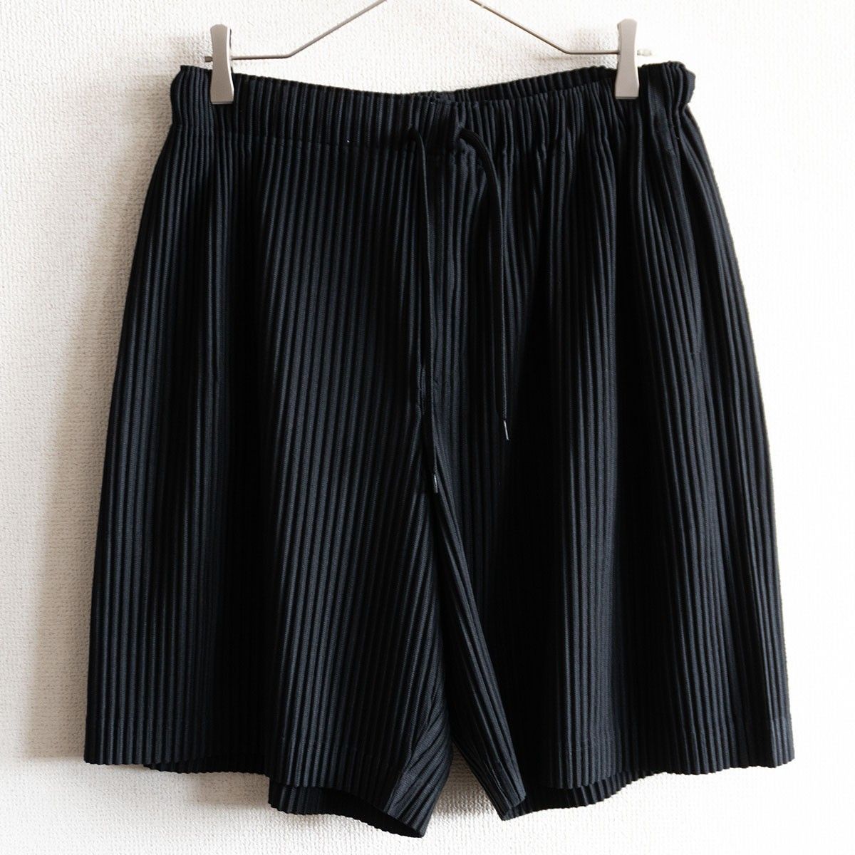 美品】 HOMME PLISSE ISSEY MIYAKE【プリーツ ショート パンツ】 3