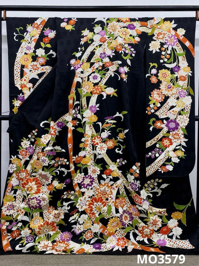 振袖 金駒 金彩 紋意匠 身丈172cm 撥水加工済 MO3579 - メルカリ
