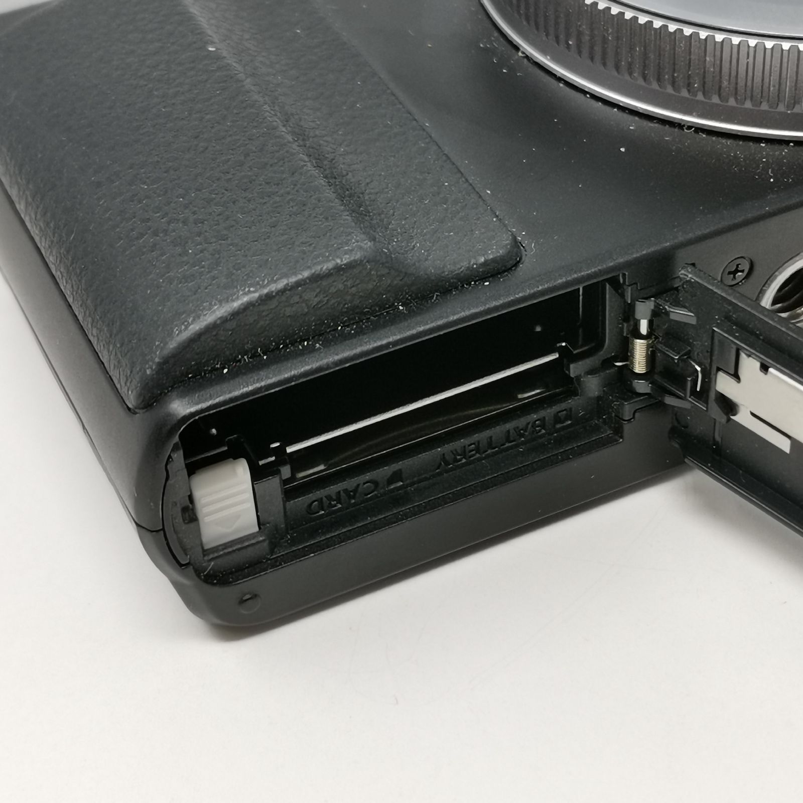 ☆希少 生産終了 Panasonic LUMIX DMC-TZ70 カメラ コンデジ 動作確認