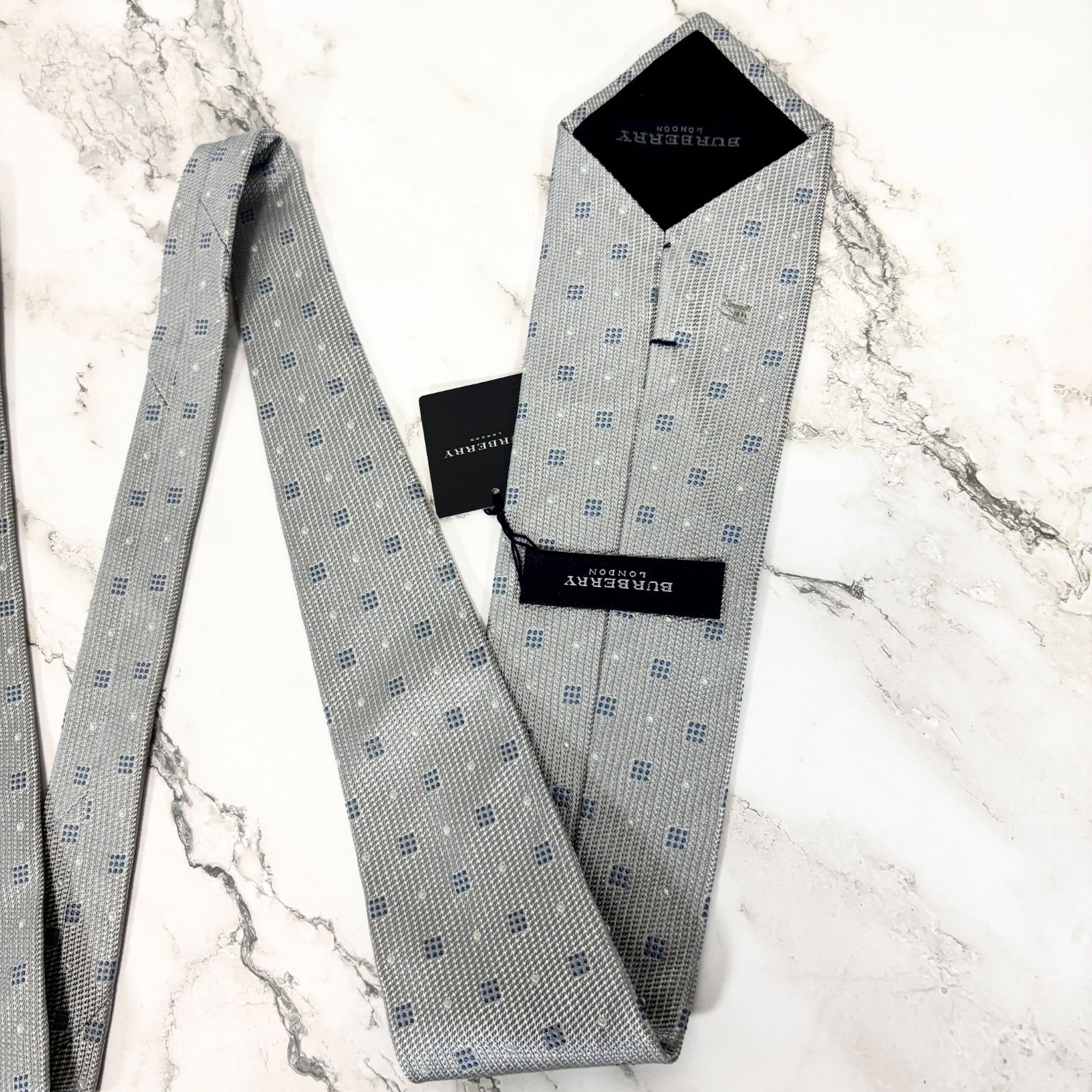 未使用級】バーバリー BURBERRY LONDON ネクタイ 新品タグ付き シルク 