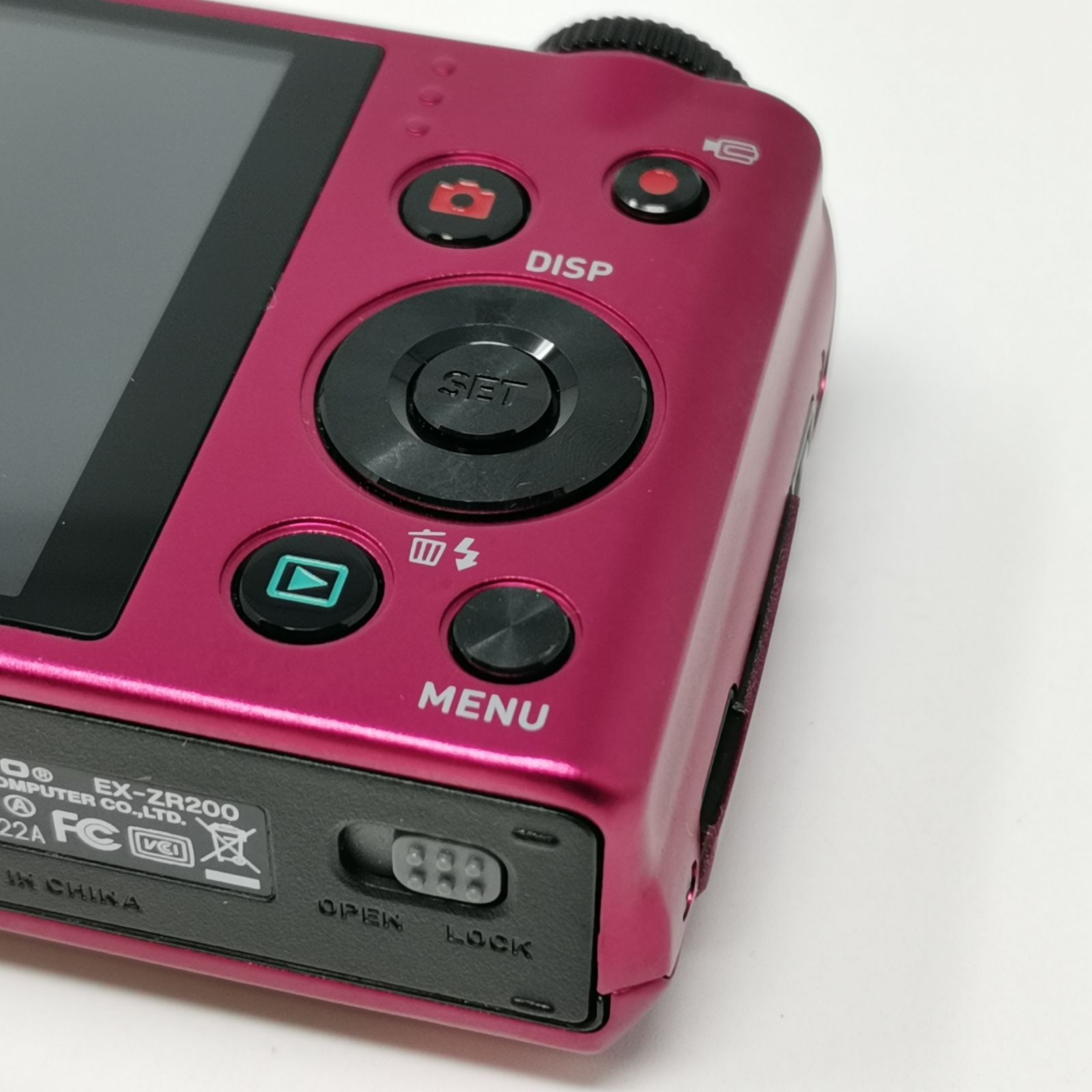 CASIO EXILIM EX-ZR200 カメラ コンデジ ピンク 本体のみ 充電器ない