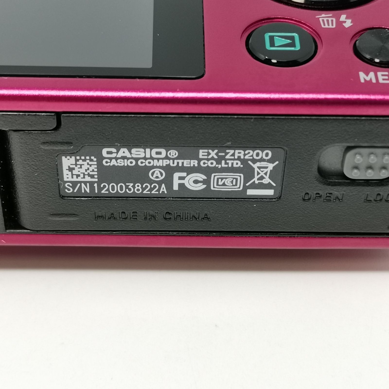 CASIO EXILIM EX-ZR200 カメラ コンデジ ピンク 本体のみ 充電器ない