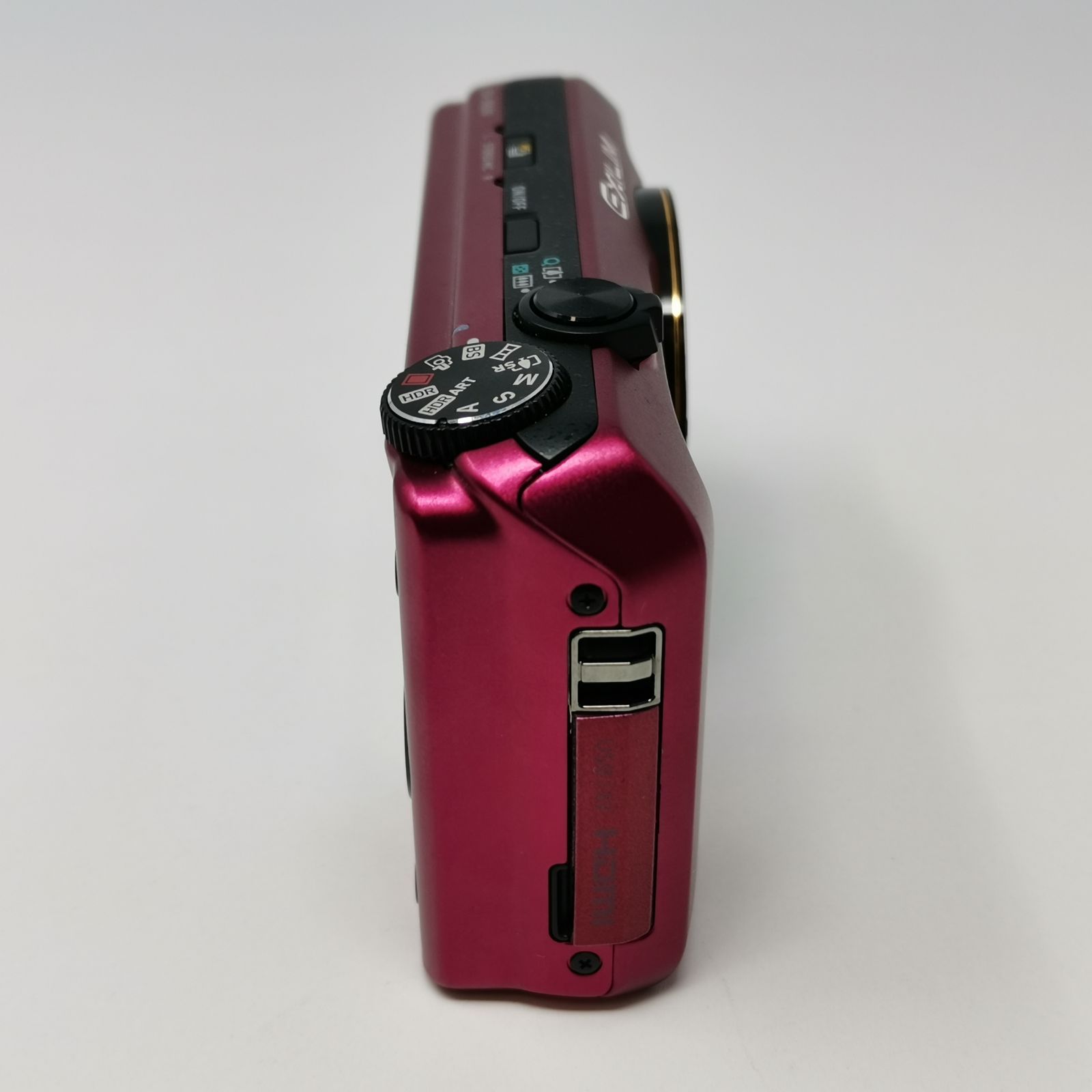 CASIO EXILIM EX-ZR200 カメラ コンデジ ピンク 本体のみ 充電器ない