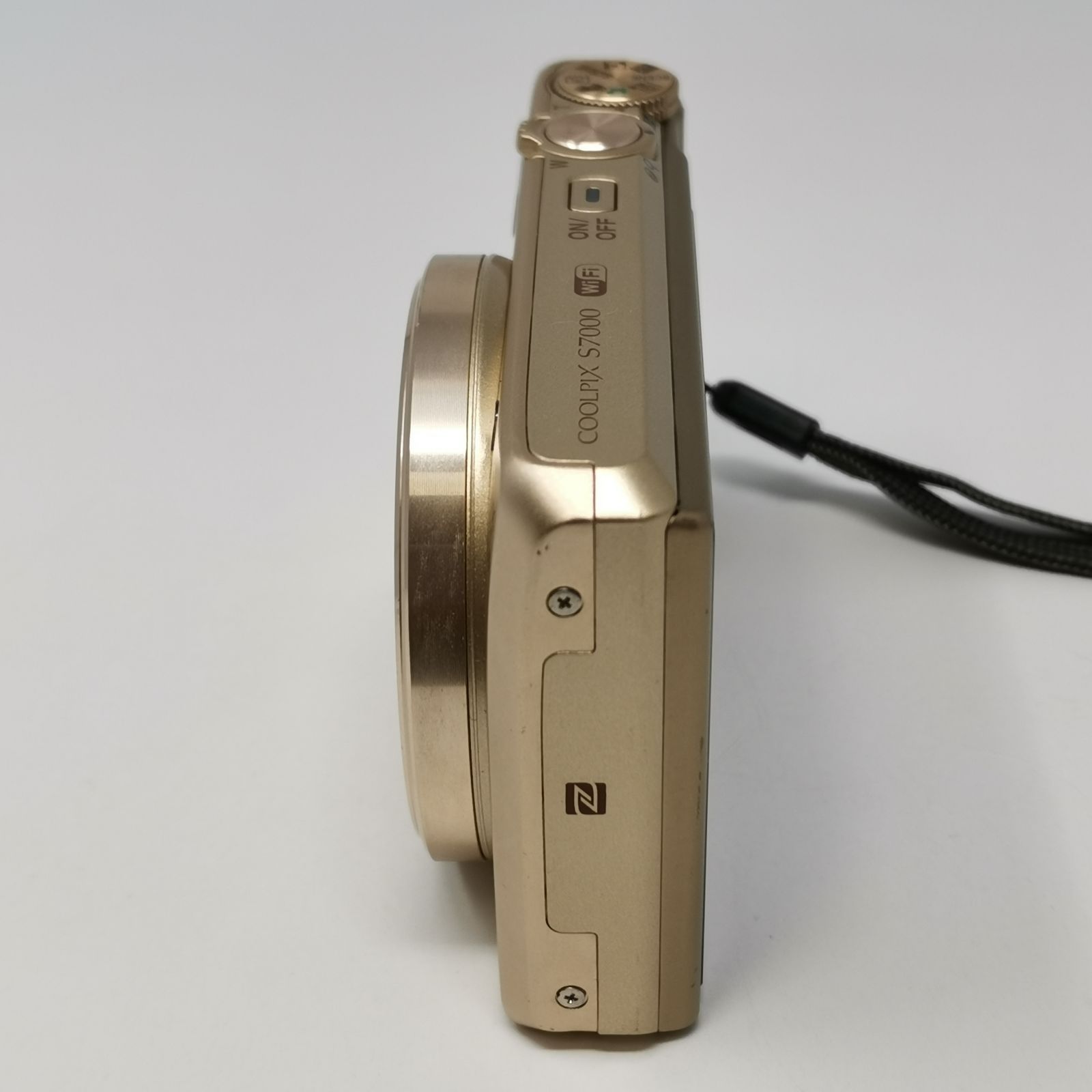 Nikon COOLPIX S7000 カメラ コンデジ ゴールド 充電器ないため動作未