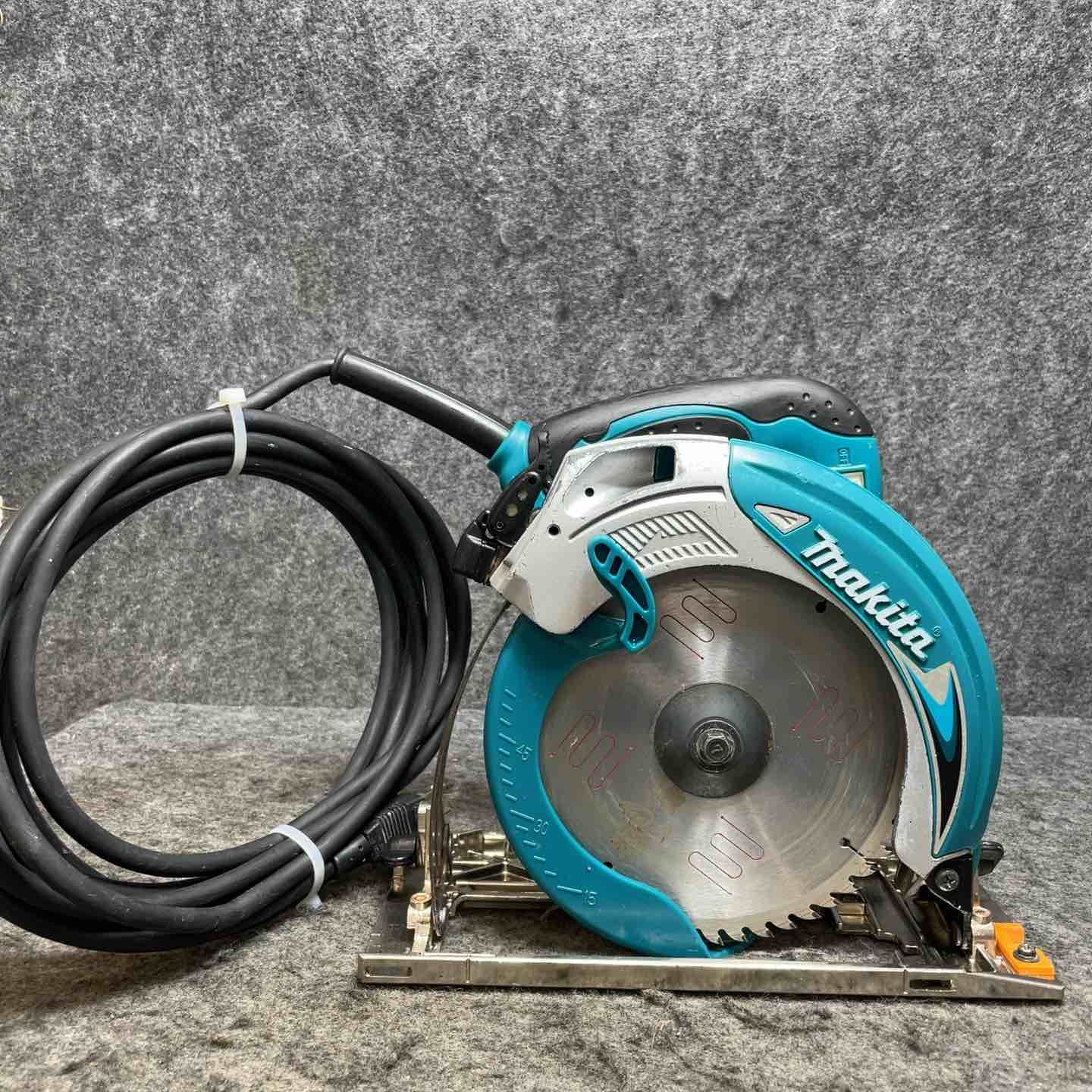 マキタ(makita) 電気マルノコ 5637BA【桶川店】