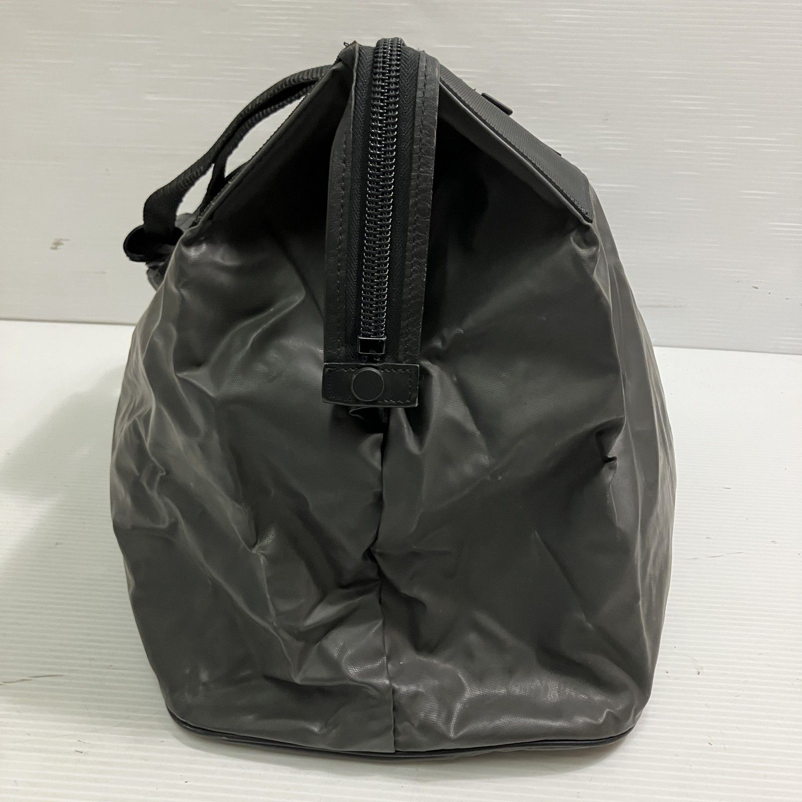 ◇ ISSEY MIYAKE イッセイミヤケ ボストンバッグ 旅行カバン 鞄 大容量