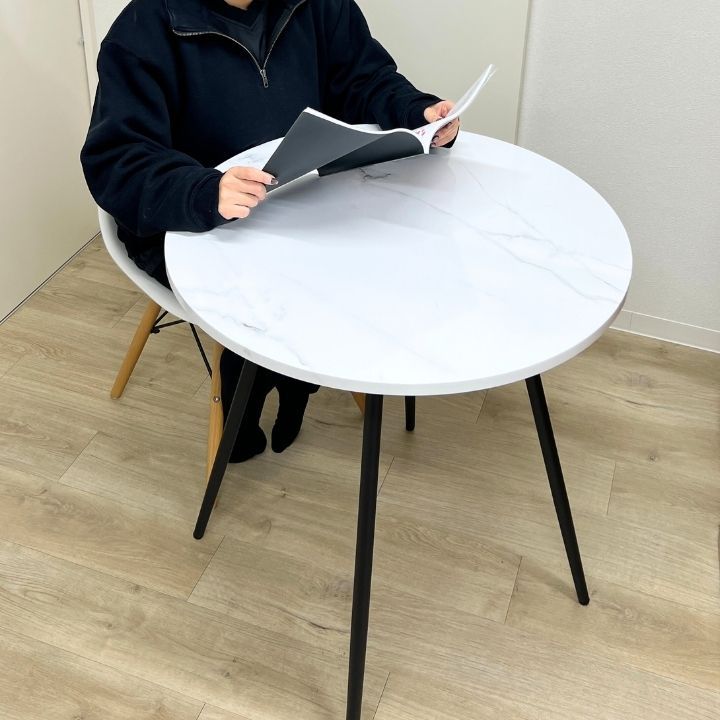 今だけ10%OFF☆美品 ダイニングテーブル 大理石調 ラウンド 円形 