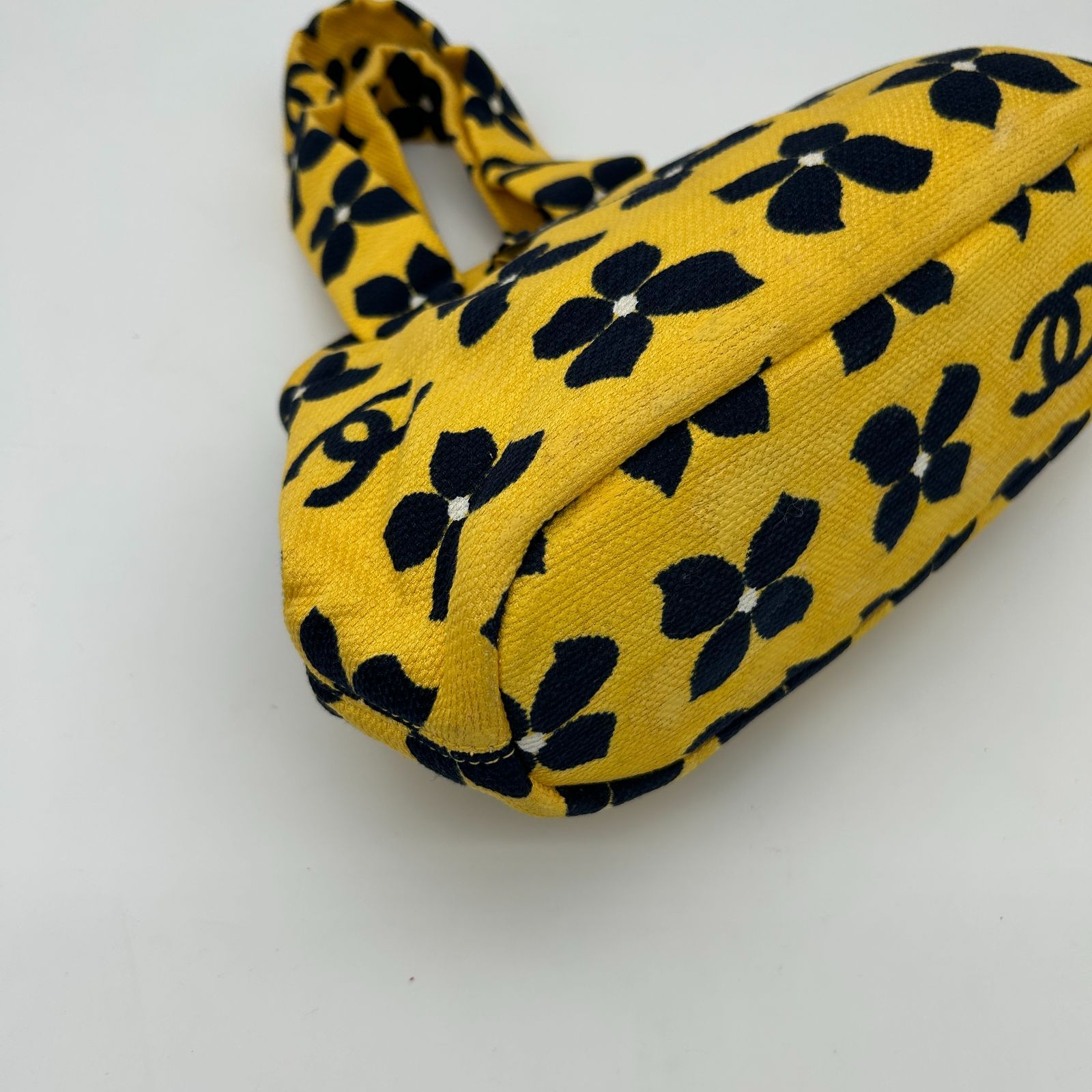 CHANEL （シャネル） フラワー がま口 ハンドバッグ 7番 【中古 