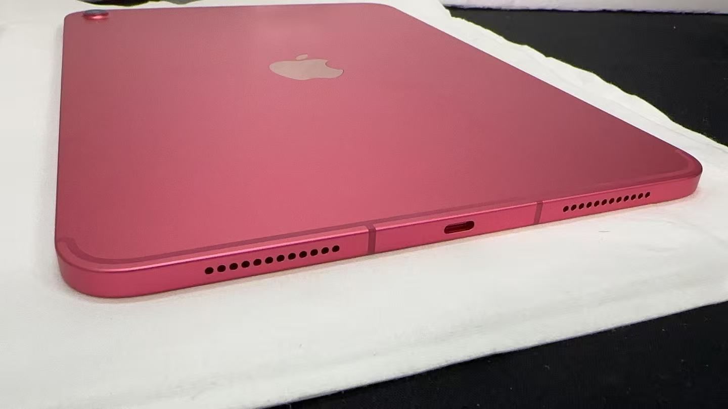 iPad (A16) 11