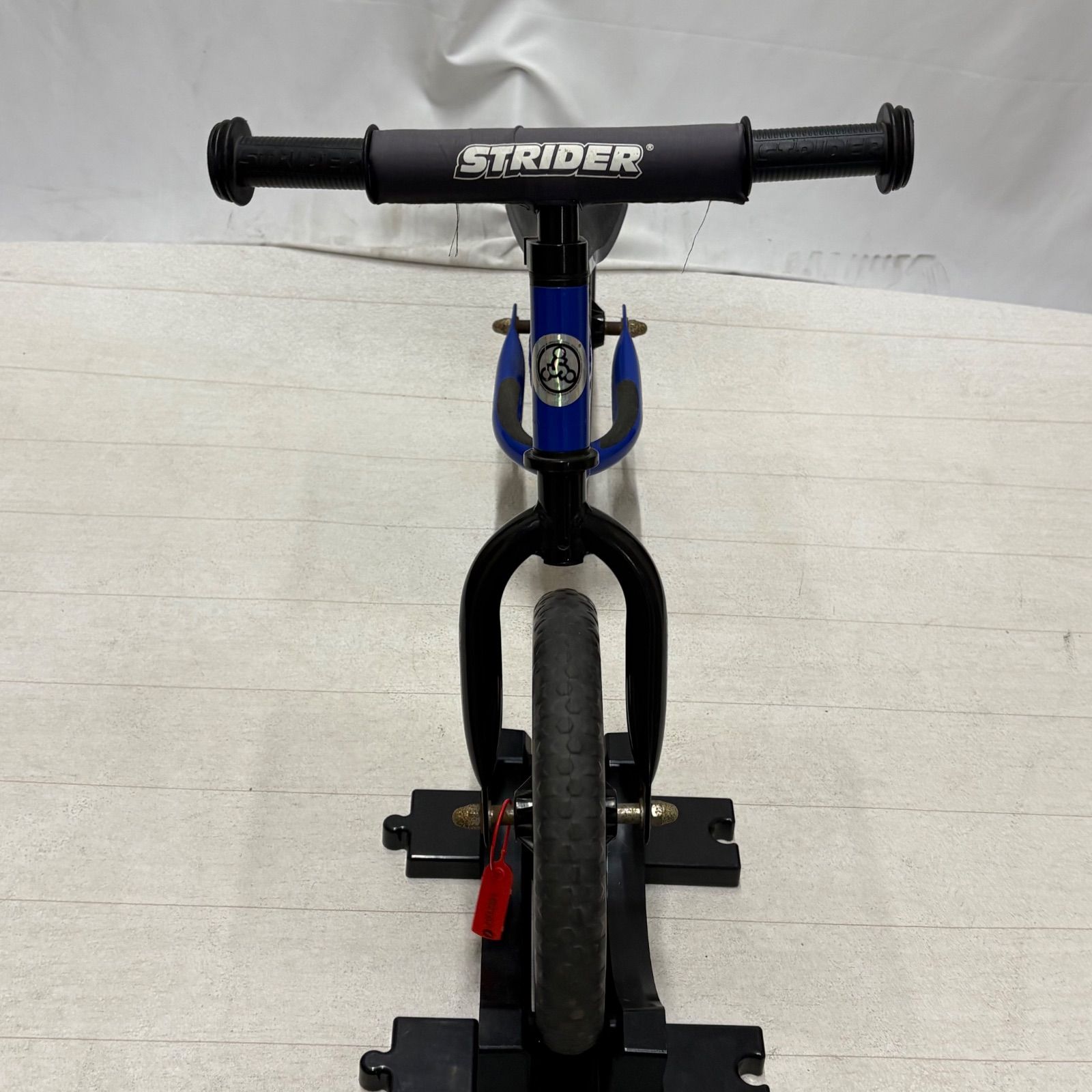 大人気カラー 】 STRIDER CLASSIC 12インチ ブルー クラシックモデル 