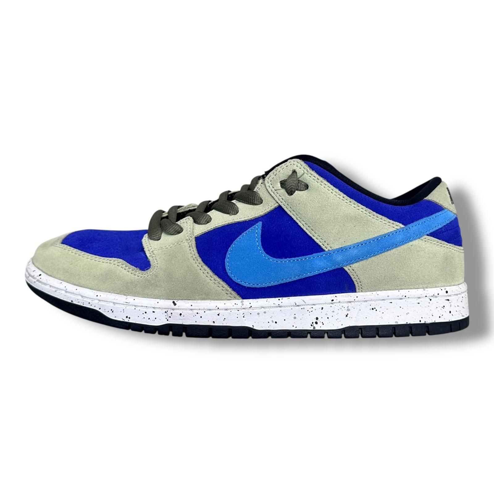 NIKE SB Dunk Low 