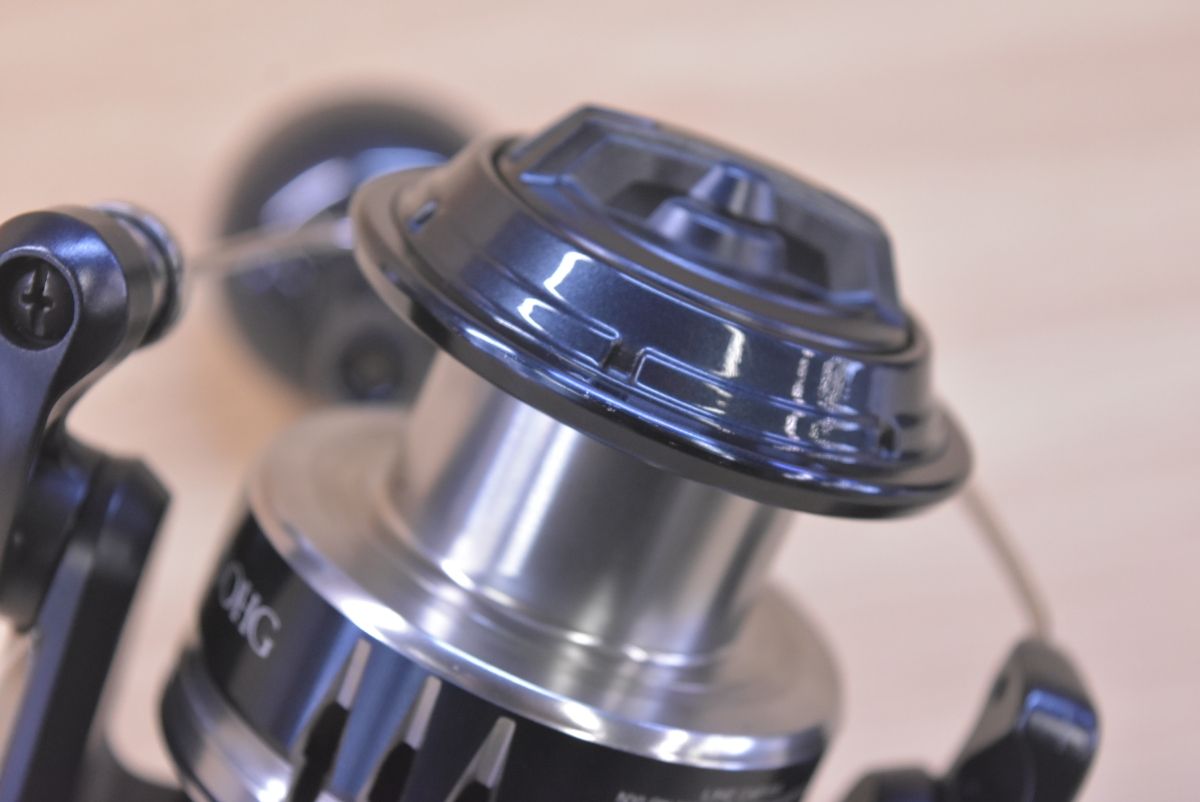 シマノ 20 ストラディック SW 6000HG スピニングリール SHIMANO