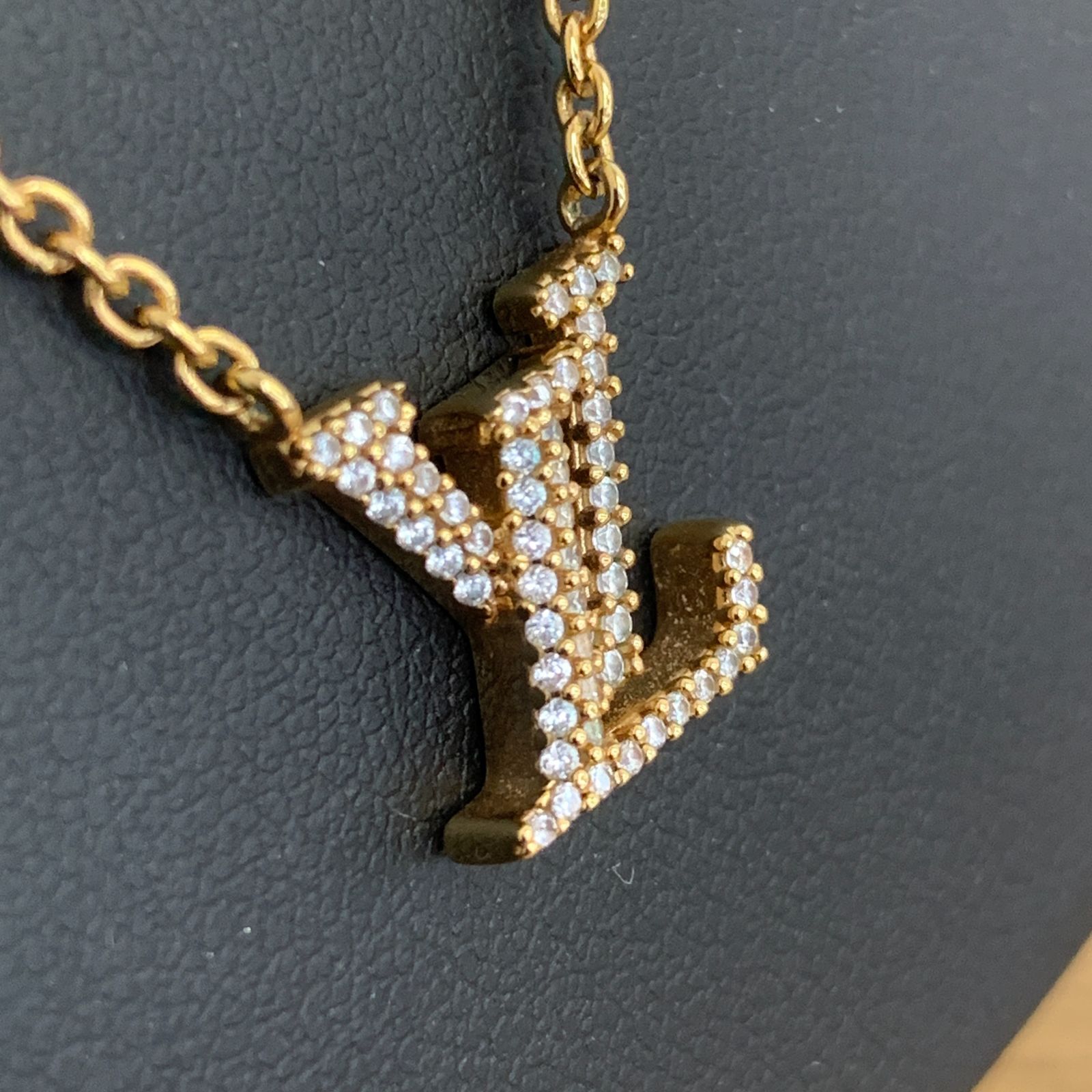 LOUIS VUITTON ルイヴィトン コリエ LV アイコニック ネックレス 