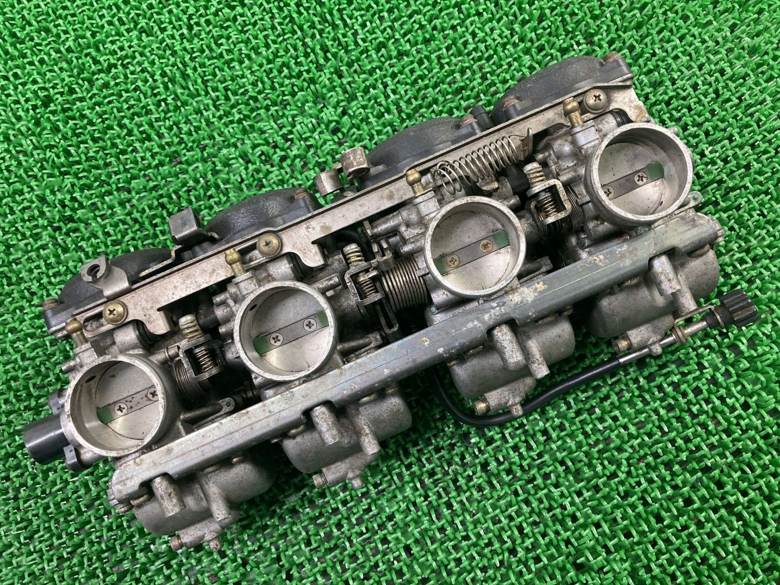 ZRX1100 キャブレター G318 カワサキ 純正 中古 バイク 部品 ZRT10C 