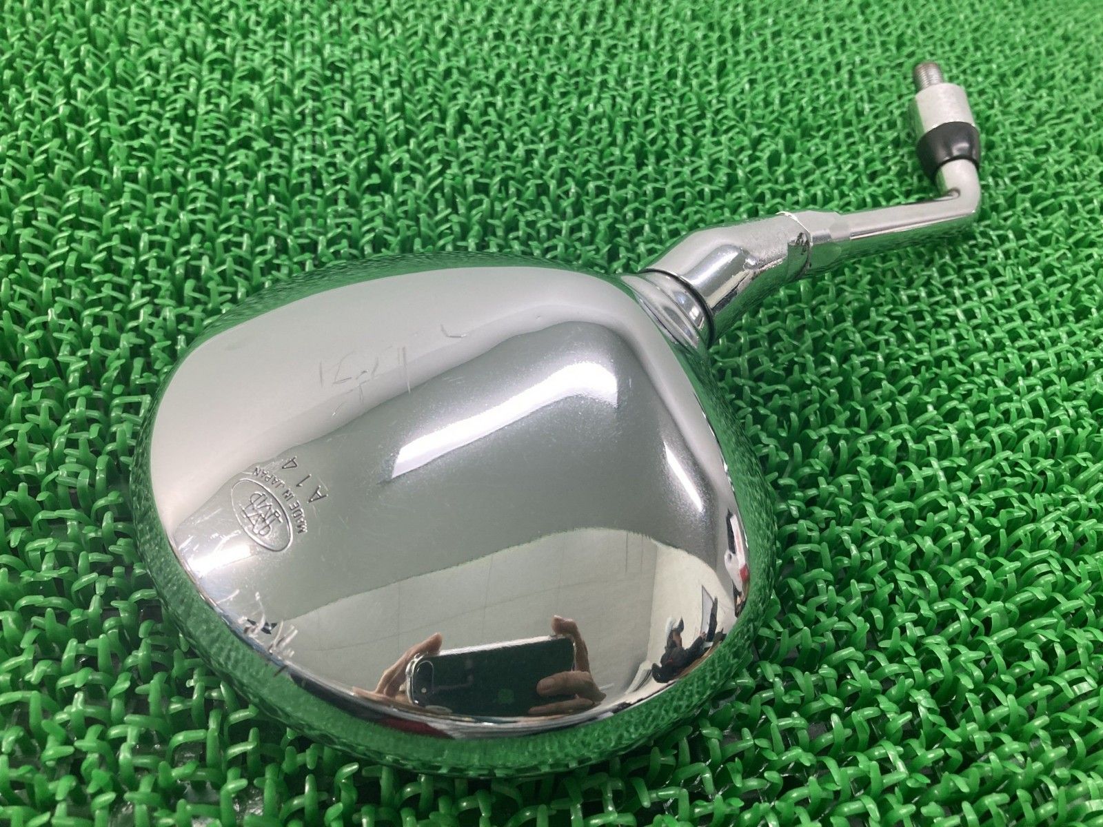 ゼファー1100 ミラー 片側 A14 カワサキ 純正 中古 バイク 部品 ZR1100A ZRT10A 正10mm ZEPHYR1100 コンディション良好 wA ゼファー1100 ミラー 片側 A14 カワサキ 純正 中古 バイク 部品