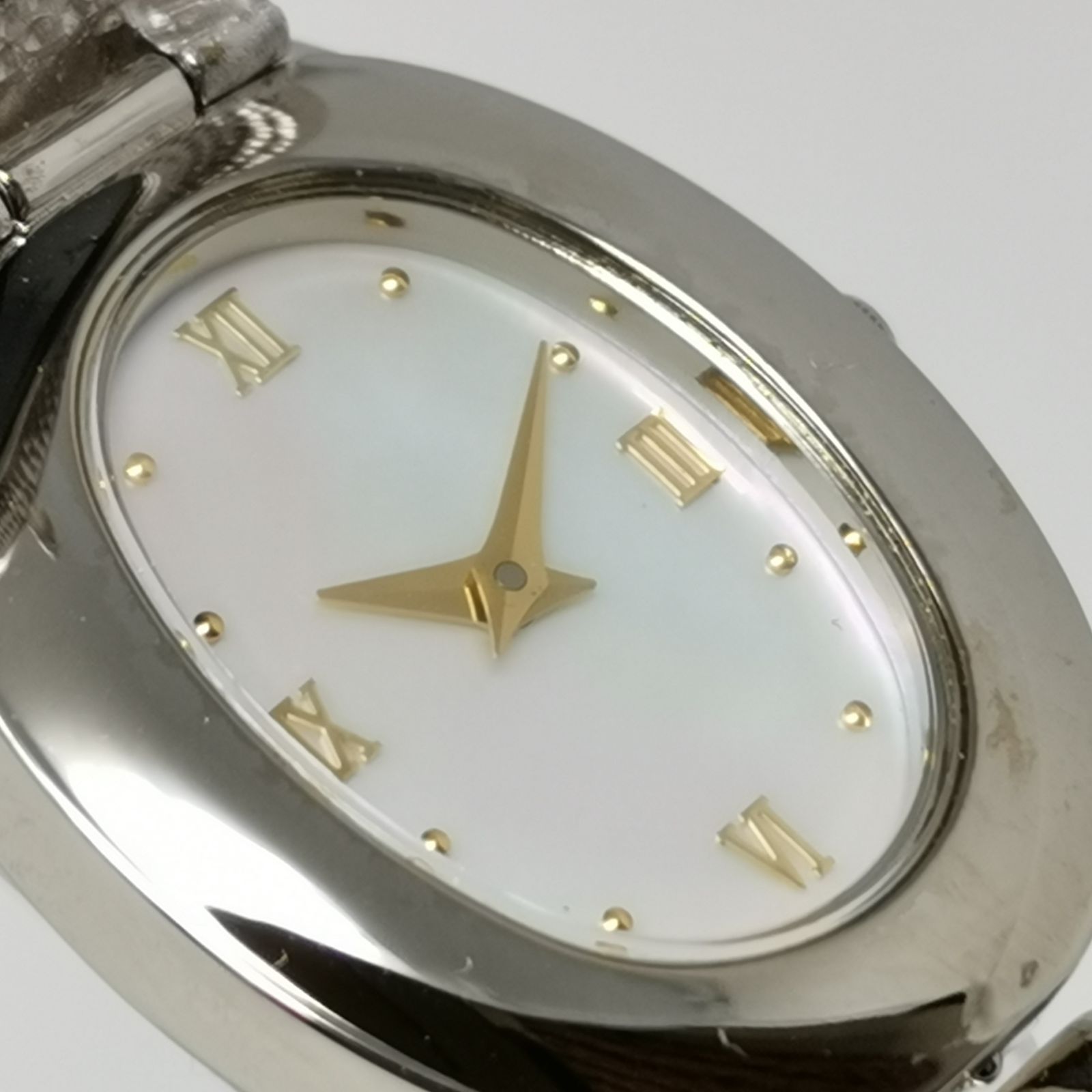IEI カメオ付き クォーツ 腕時計 梟 シェル文字盤 ブレスレット 中古美