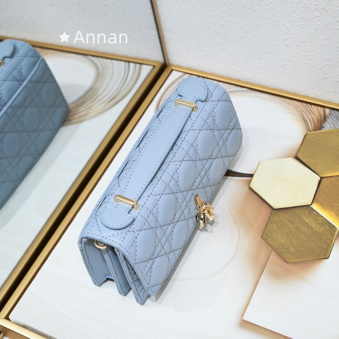 最終値下げ! レディース Christian Dior クリスチャン 最終値下げ! レディース Christian Dior クリスチャン