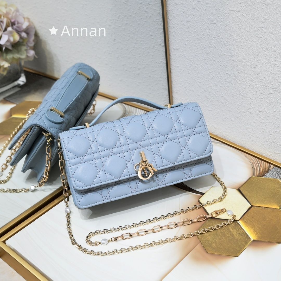 最終値下げ! レディース Christian Dior クリスチャン 最終値下げ! レディース Christian Dior クリスチャン
