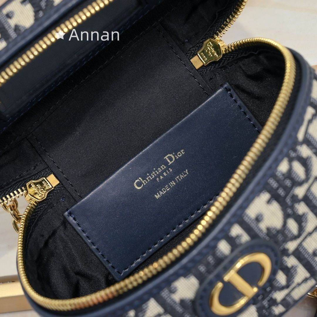 未使用品】最終値下げ送料無料レディース Christian Dior 未使用品】最終値下げ送料無料レディース Christian Dior