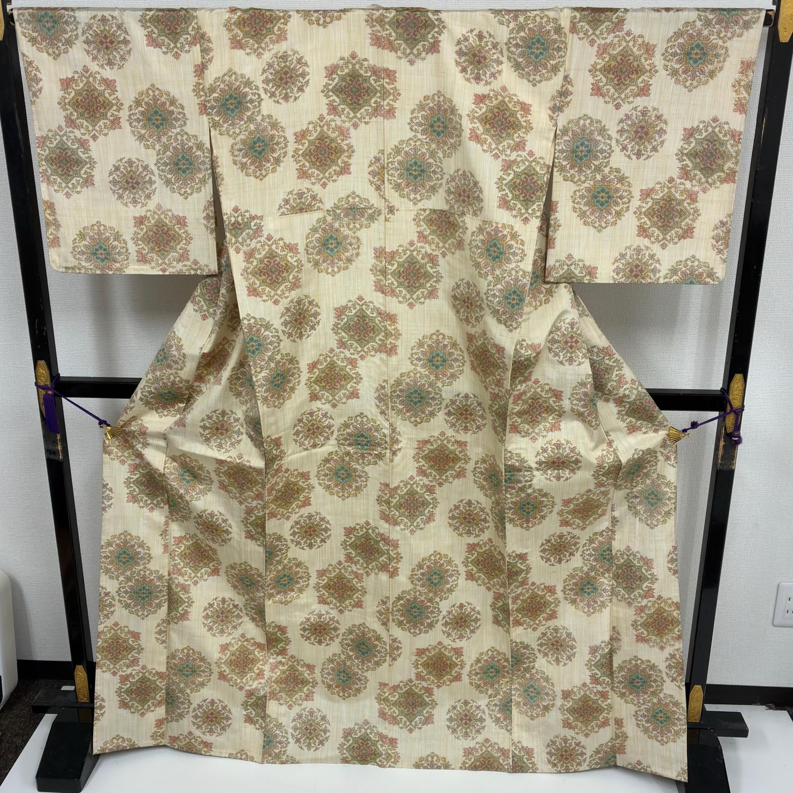 紬 単衣 裄67.5 華紋 正倉院 素敵な絣柄 正絹 着物 MK-5728 - メルカリ