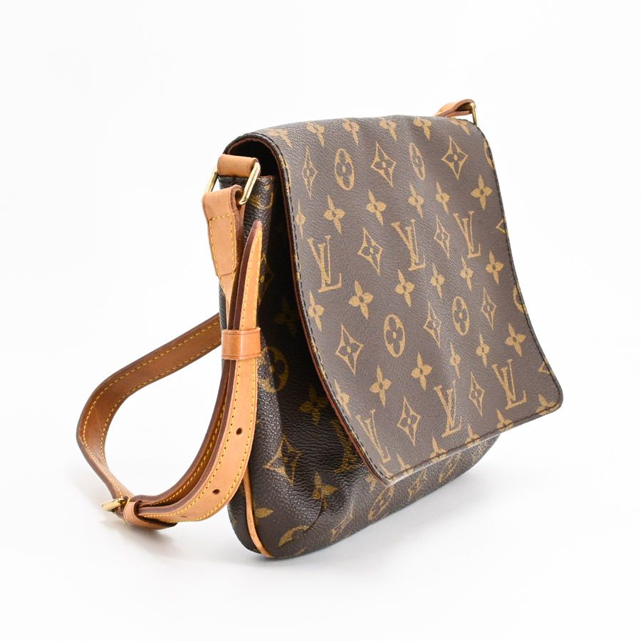 Buy from Japan Easily