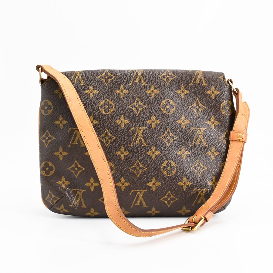 Buy from Japan Easily