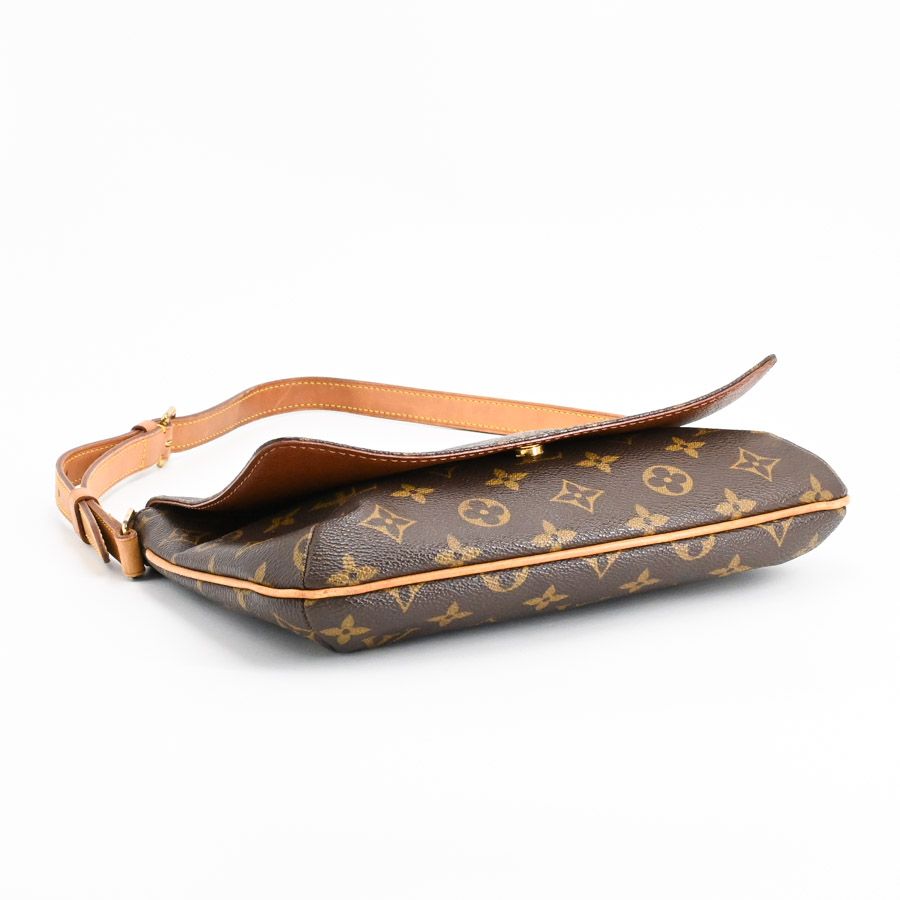 Buy from Japan Easily