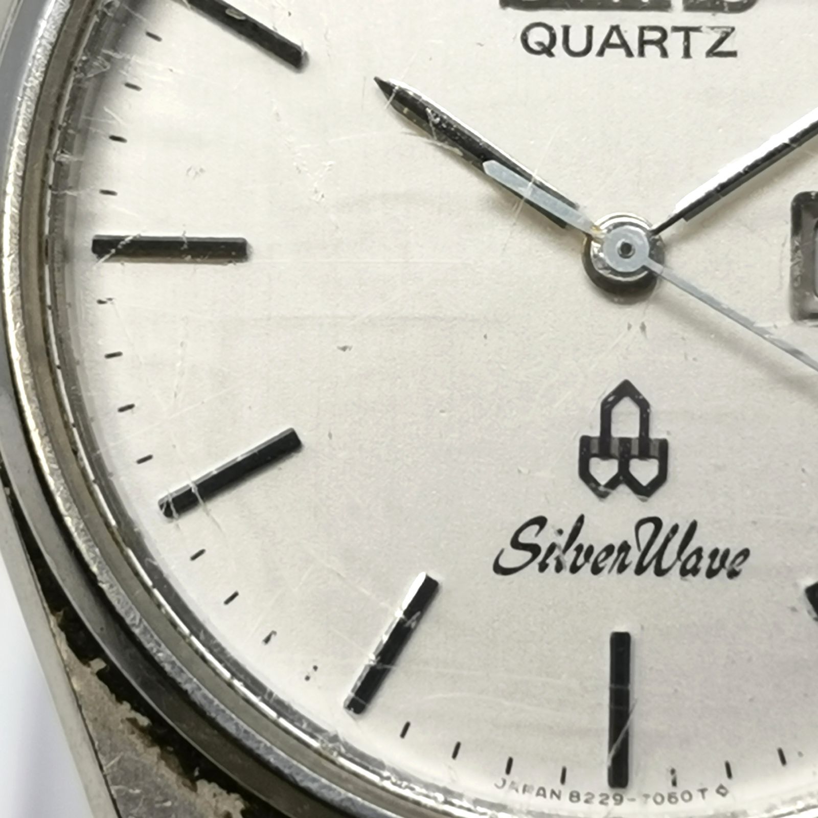 SEIKO シルバーウェーブ 8229-7040 腕時計 クォーツ メンズ 中古品 