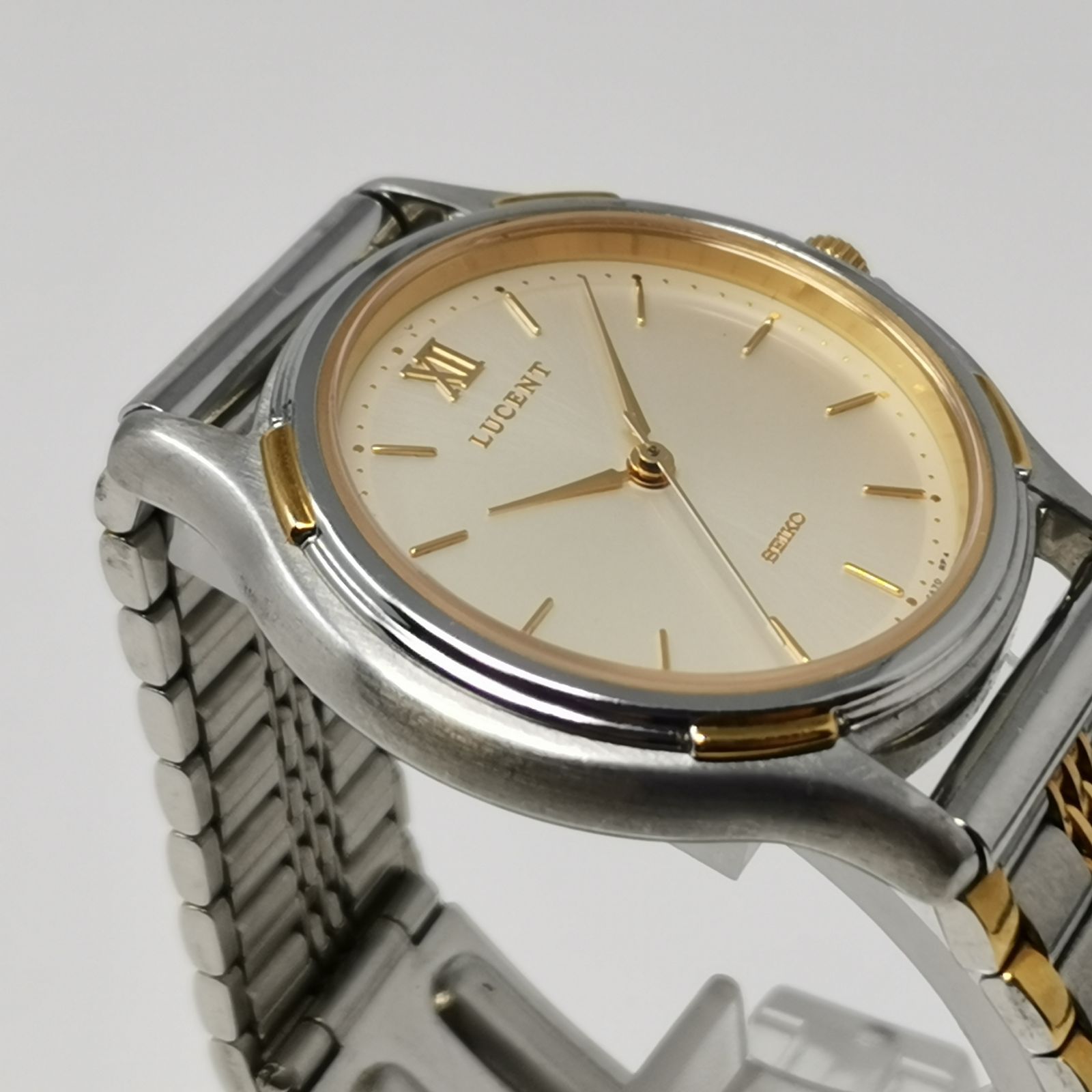SEIKO セイコー ルーセント 腕時計 5E21-6B00 コンビ ゴールド 中古品 