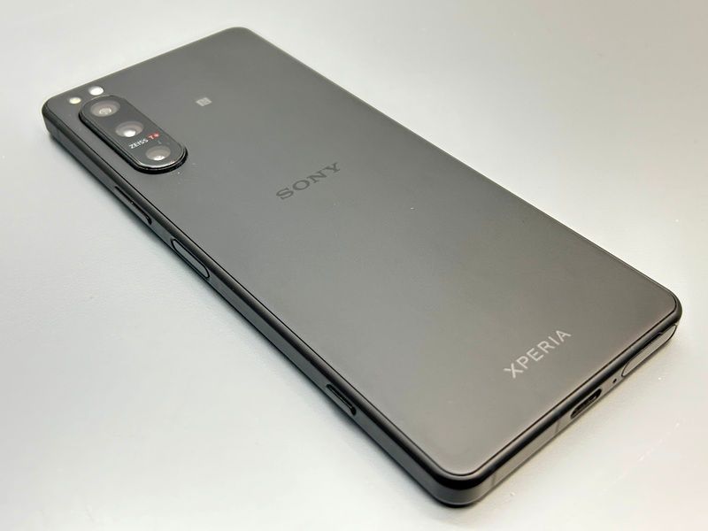 中古】A204SO Xperia 5 IV【超美品 利用制限○】 SIMフリー ブラック 