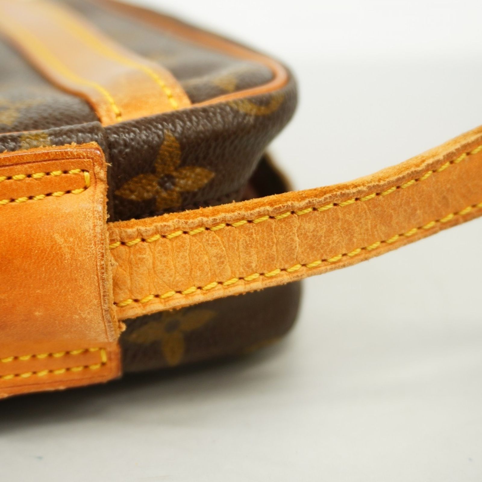 Buy from Japan Easily