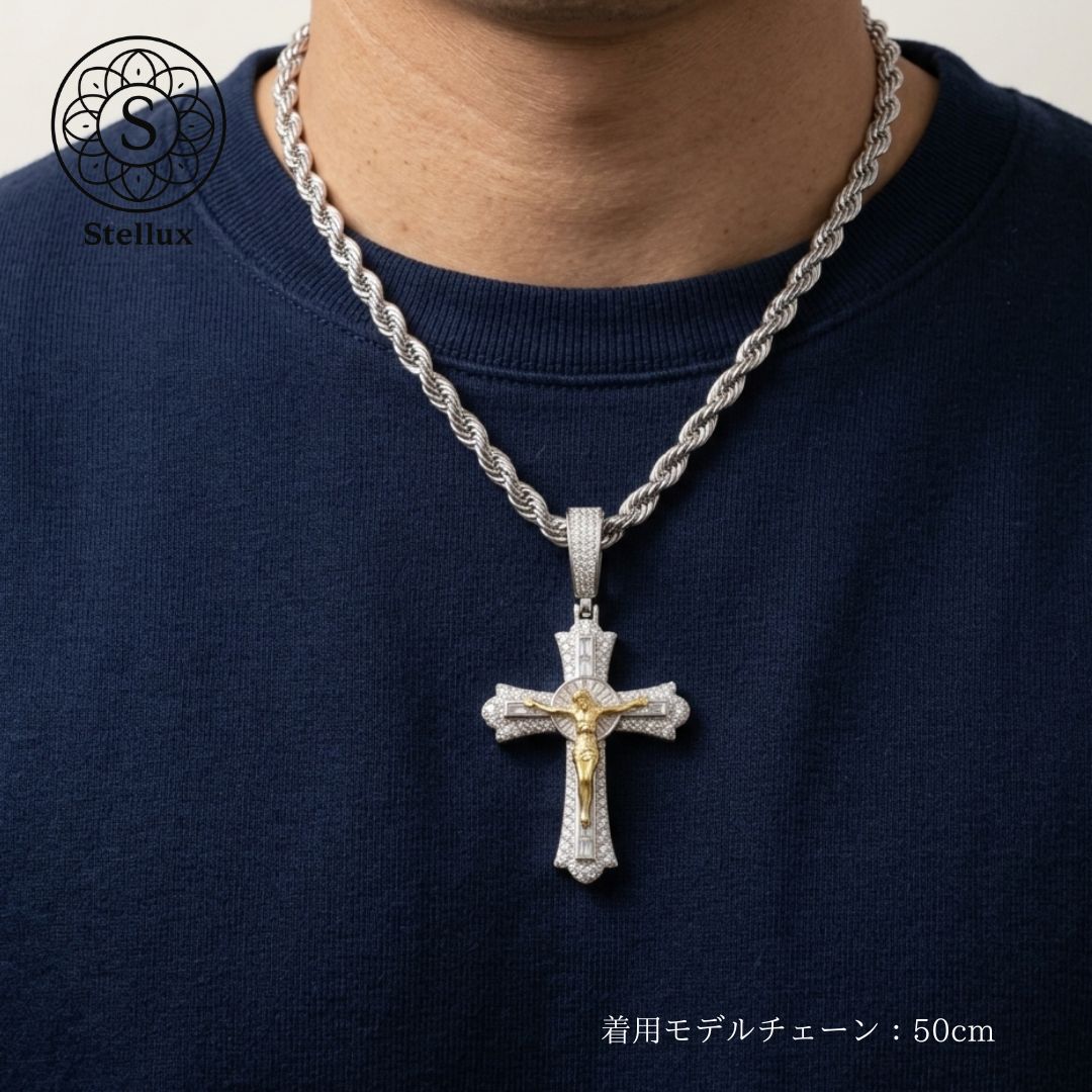 輝き放つ、極上クロス】モアサナイト・ネックレス/十字架・クロス 