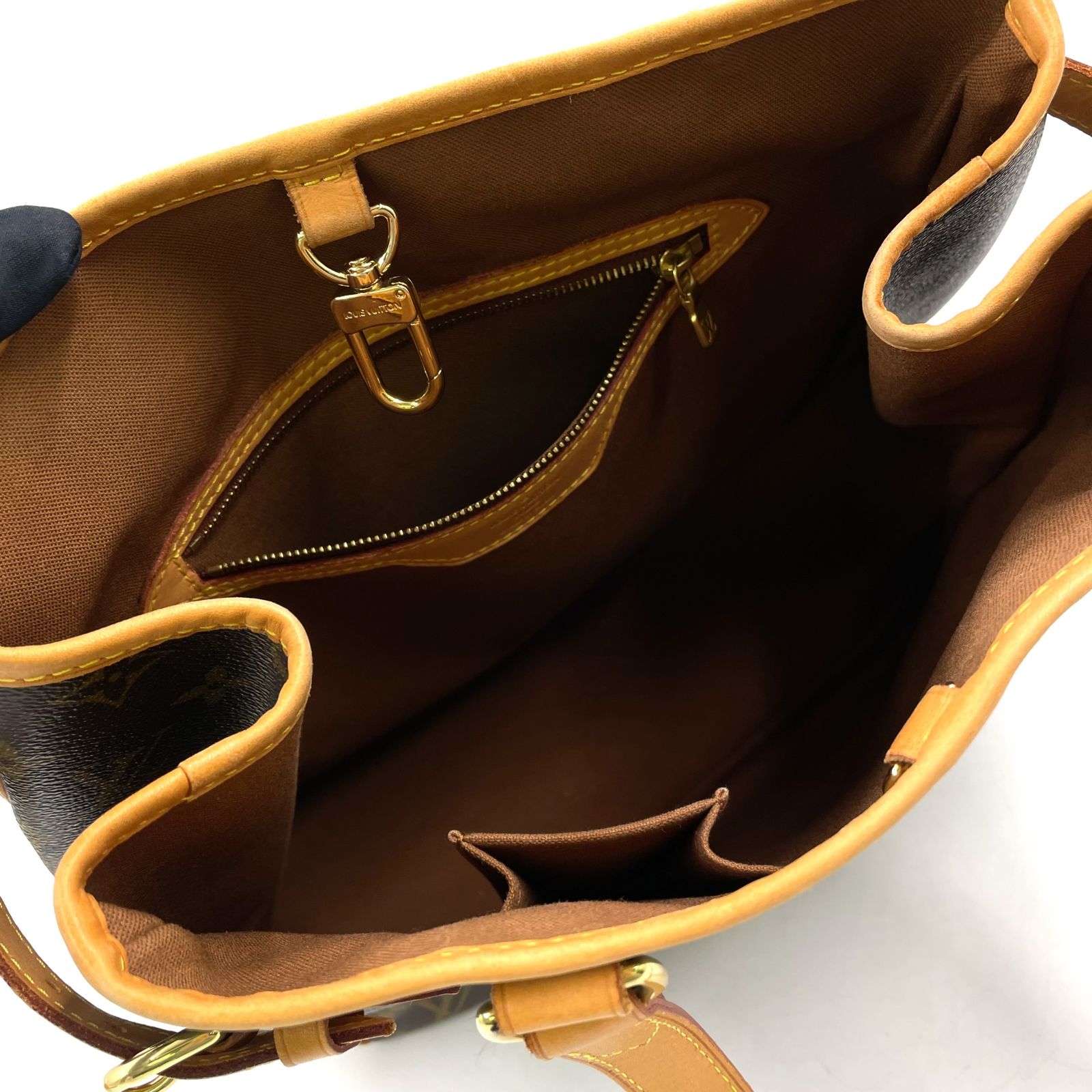 Buy from Japan Easily