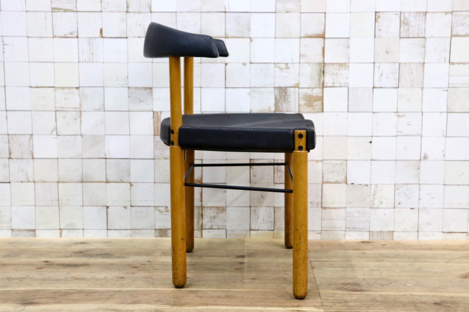 GMIN7T〇Cassina / カッシーナ レオナルドチェア ダイニングチェア