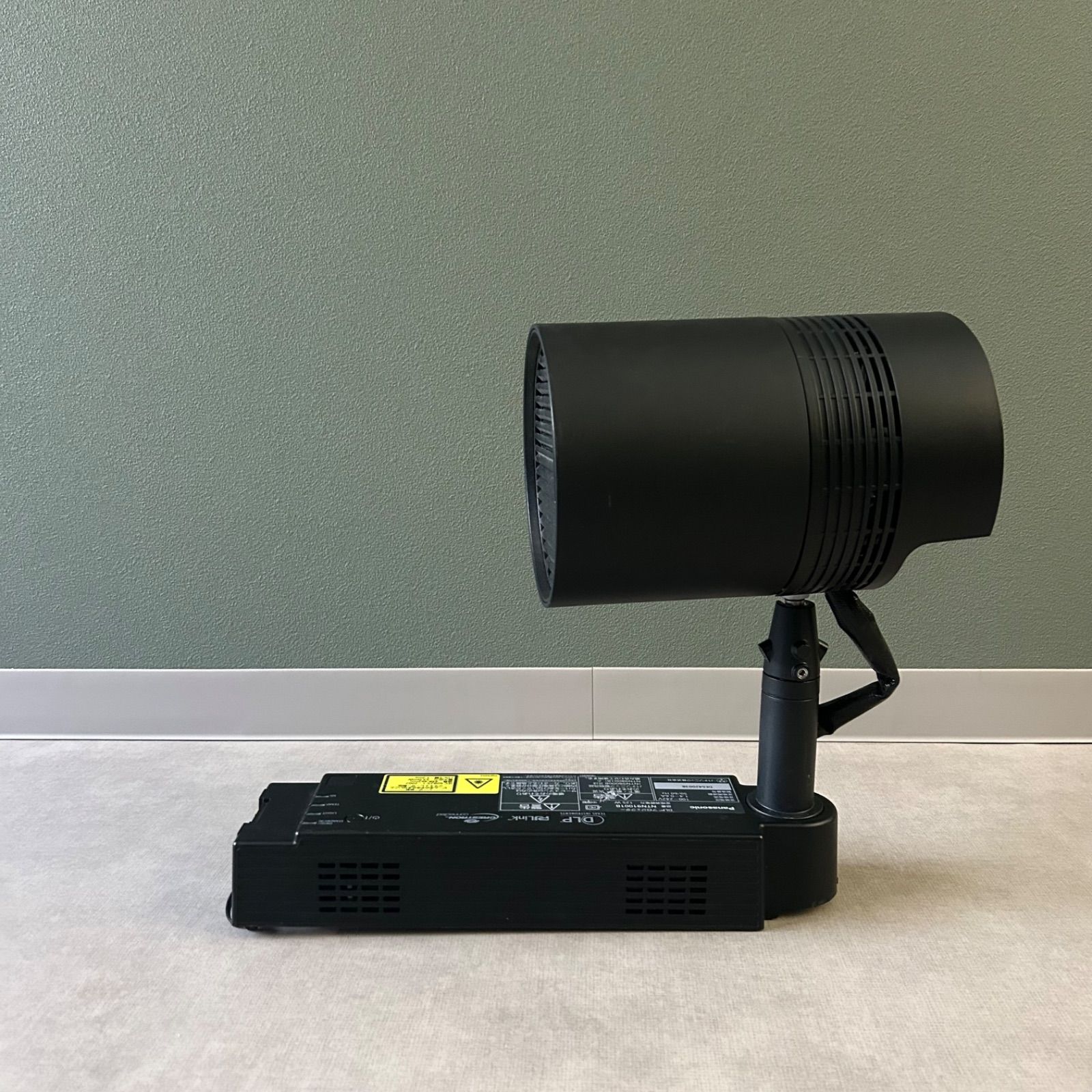 Panasonic】 Space Player NTN91001B 空間演出 プロジェクター Panasonic】 Space Player NTN91001B 空間演出 プロジェクター
