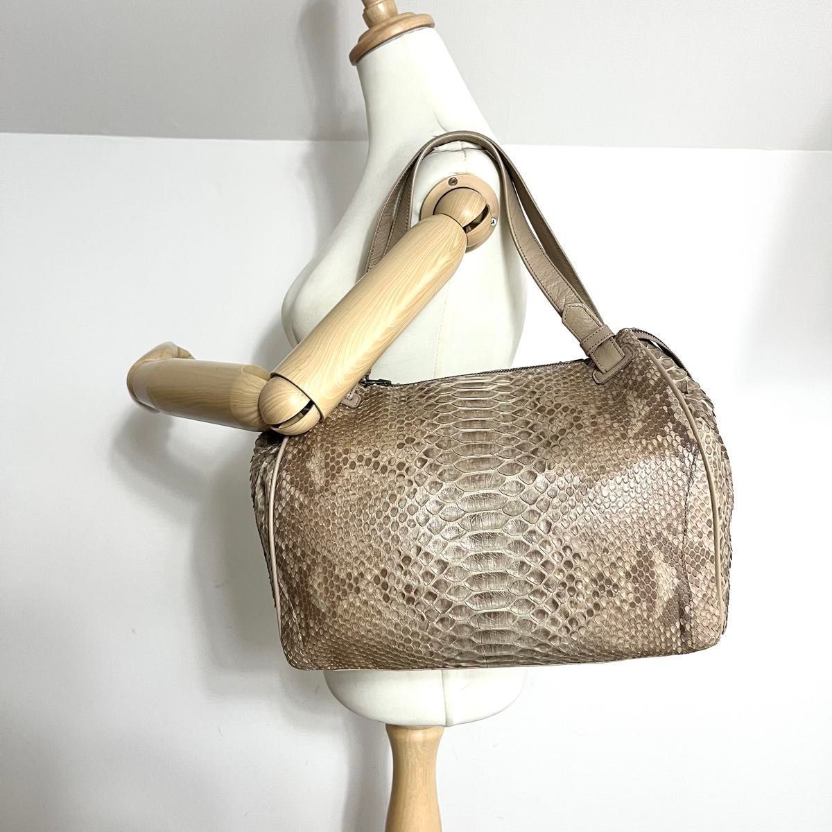 美品 IBIZA イビザ ハンドバッグ ベージュ ダイヤモンド パイソン 蛇革 