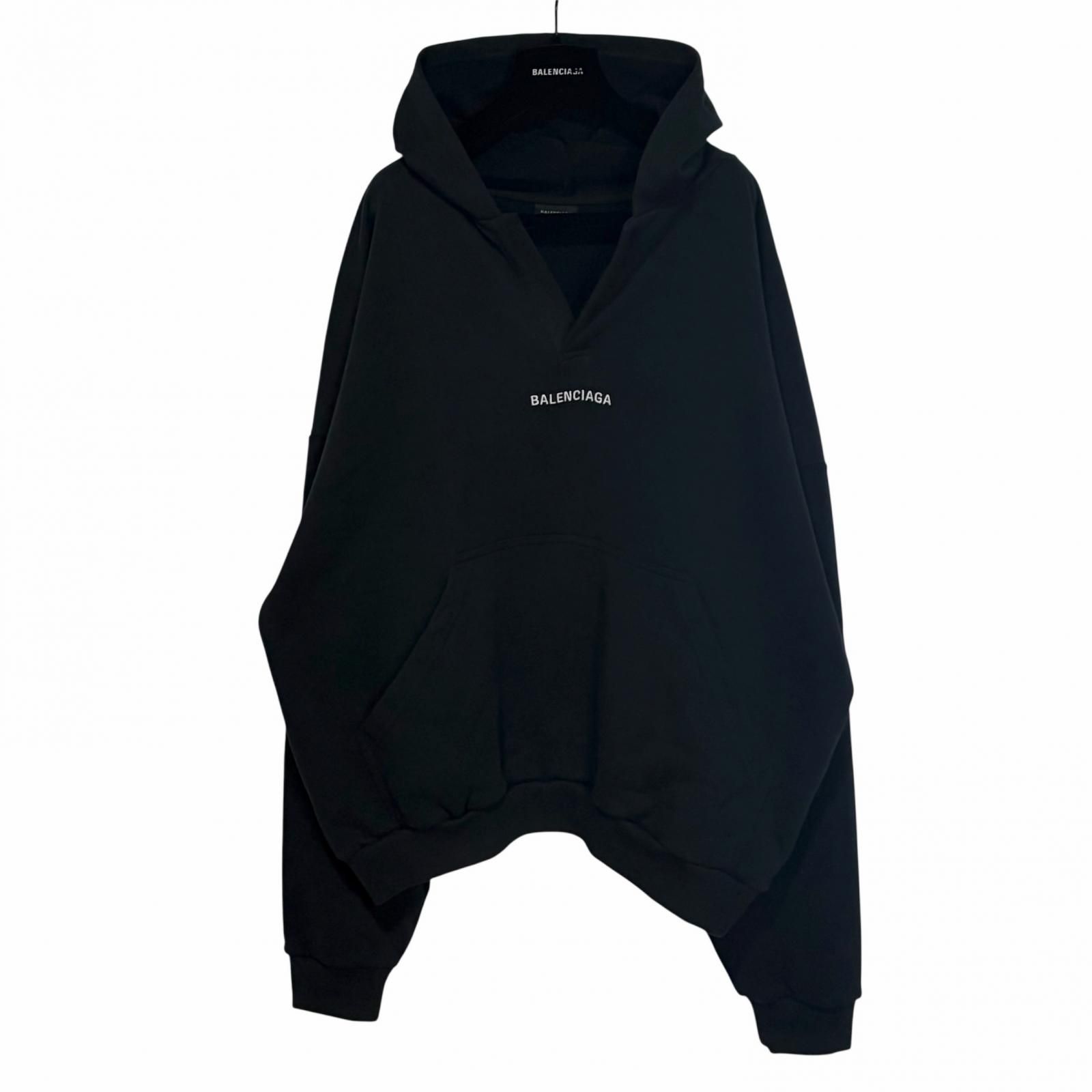 BALENCIAGA/S /ブラック /バックロゴパーカー /型番827939 BALENCIAGA/S /ブラック /バックロゴパーカー /型番827939