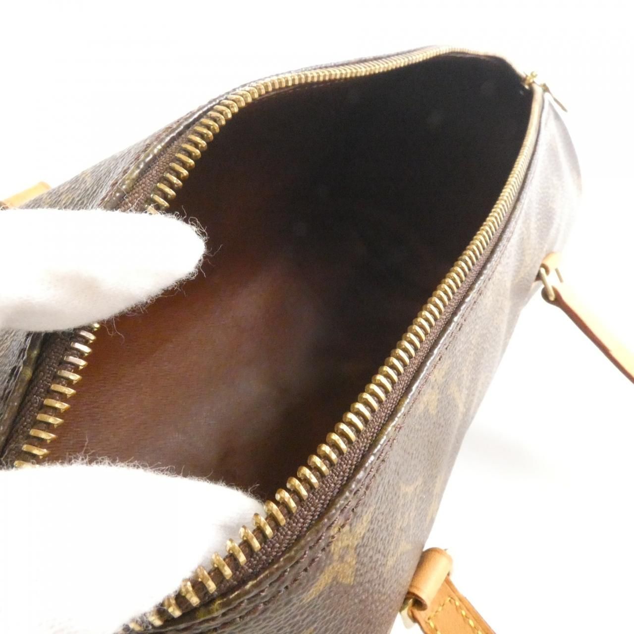 Buy from Japan Easily